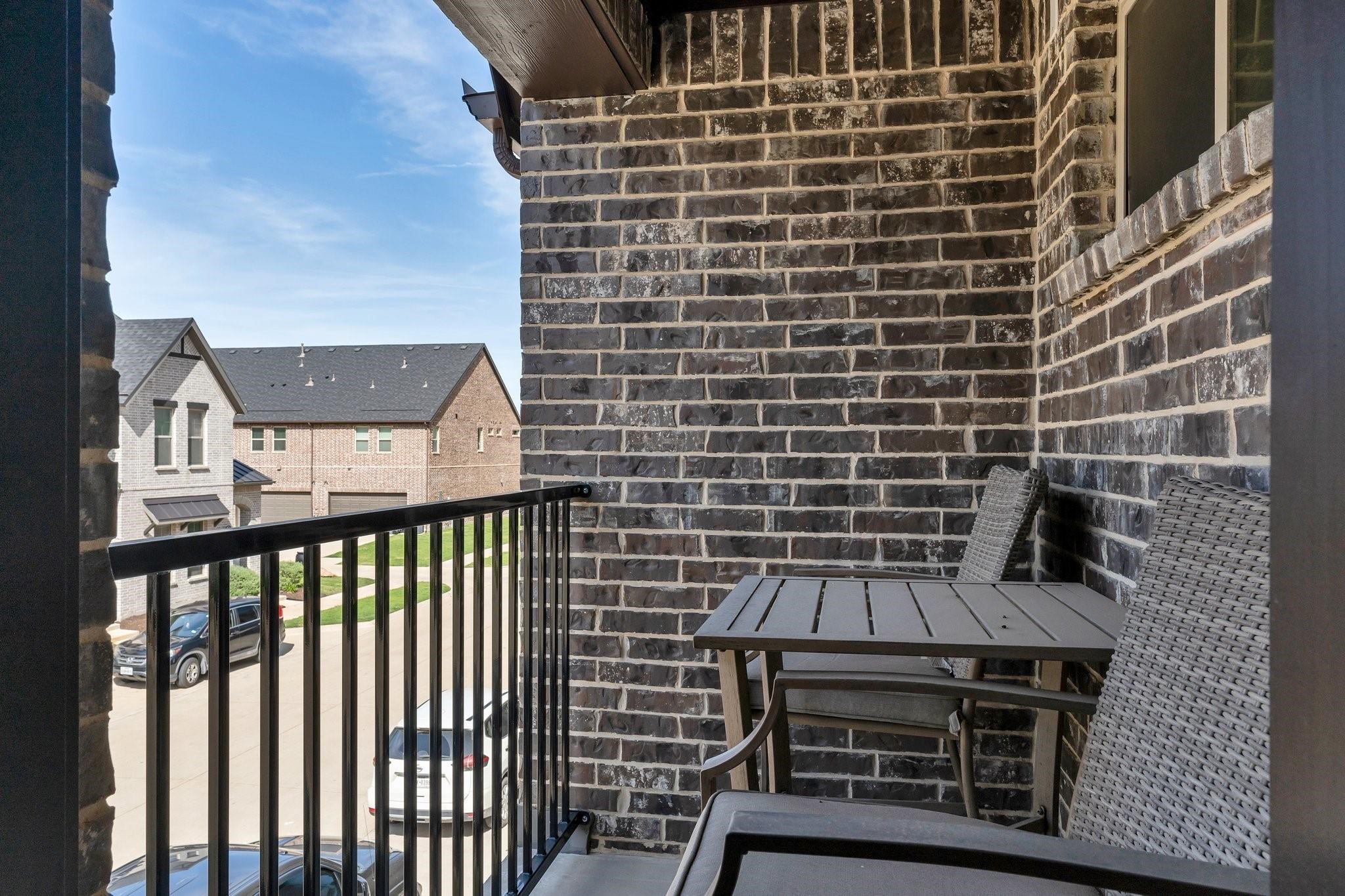 1900 Melinda Lane Farmers Branch TX 75234