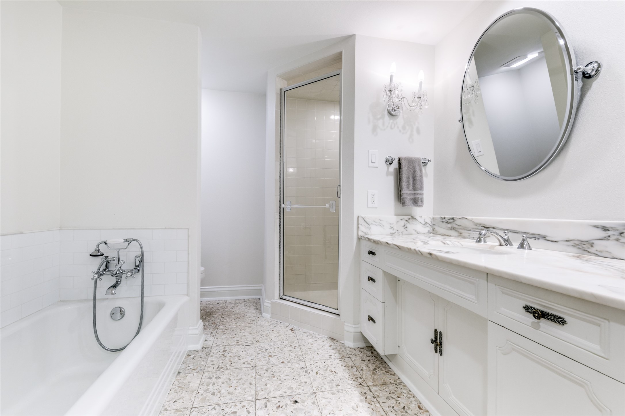 6144 Averill Way Dallas TX 75225