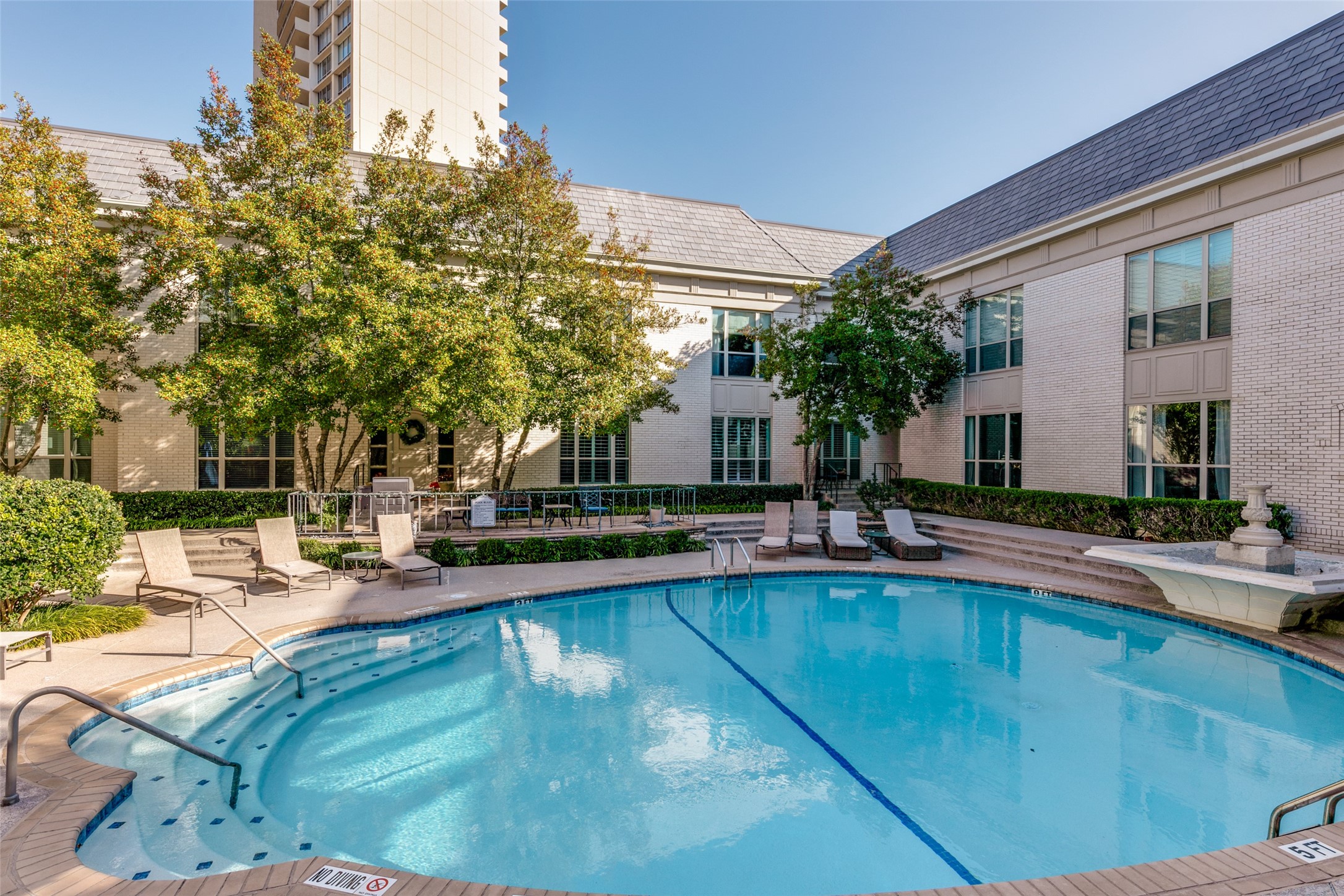 6144 Averill Way Dallas TX 75225