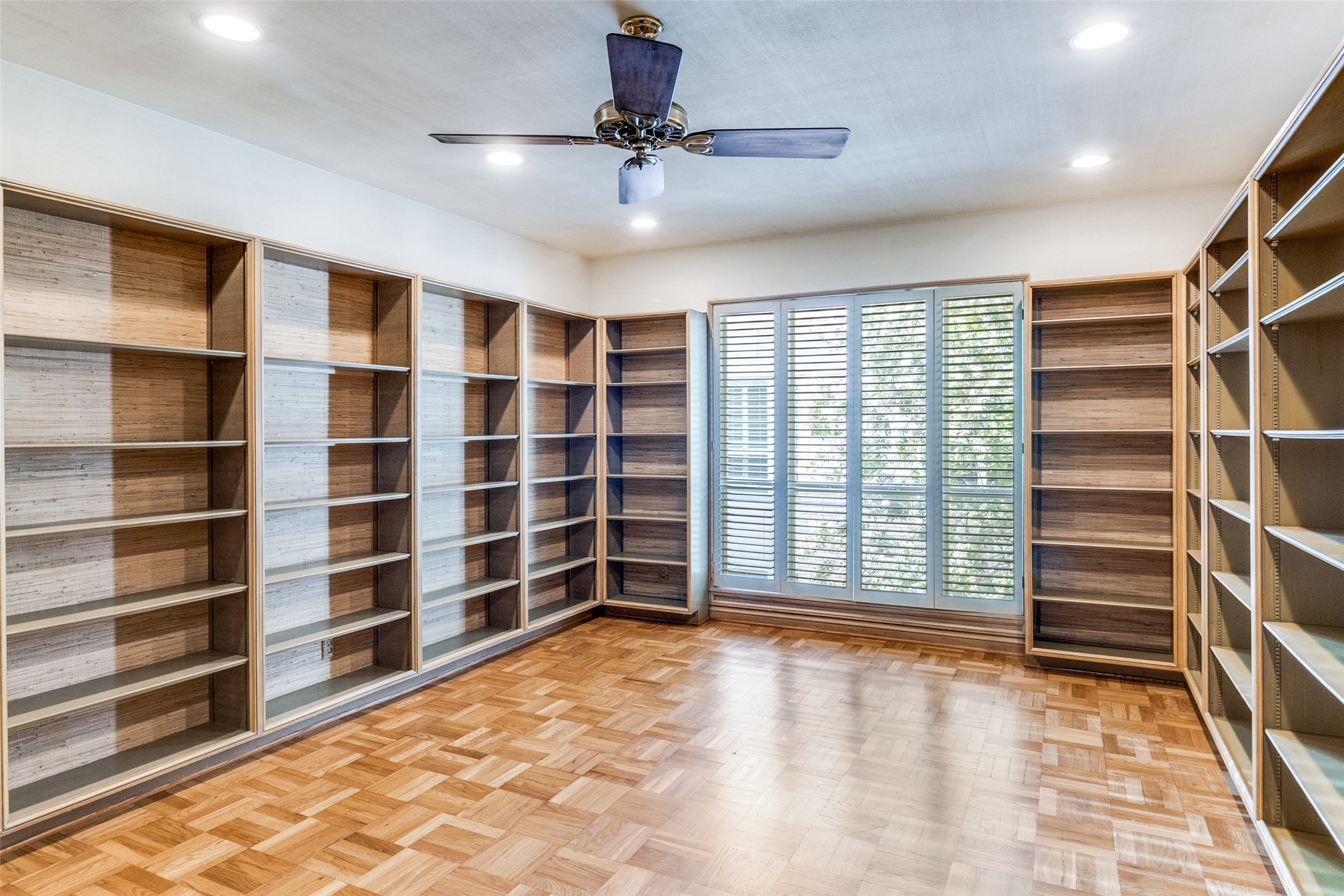 6144 Averill Way Dallas TX 75225