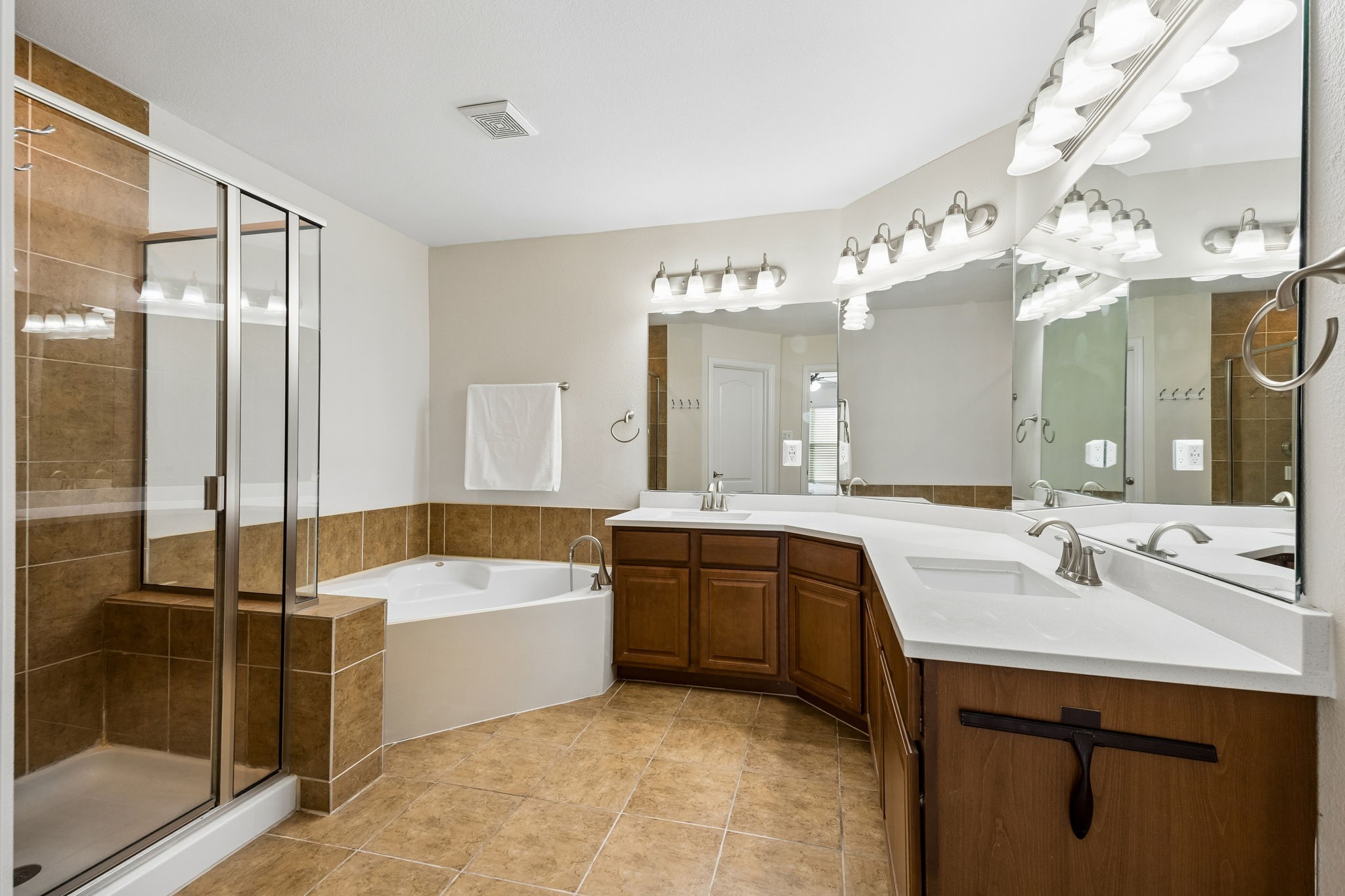 6816 Carrington Lane Fort Worth TX 76137