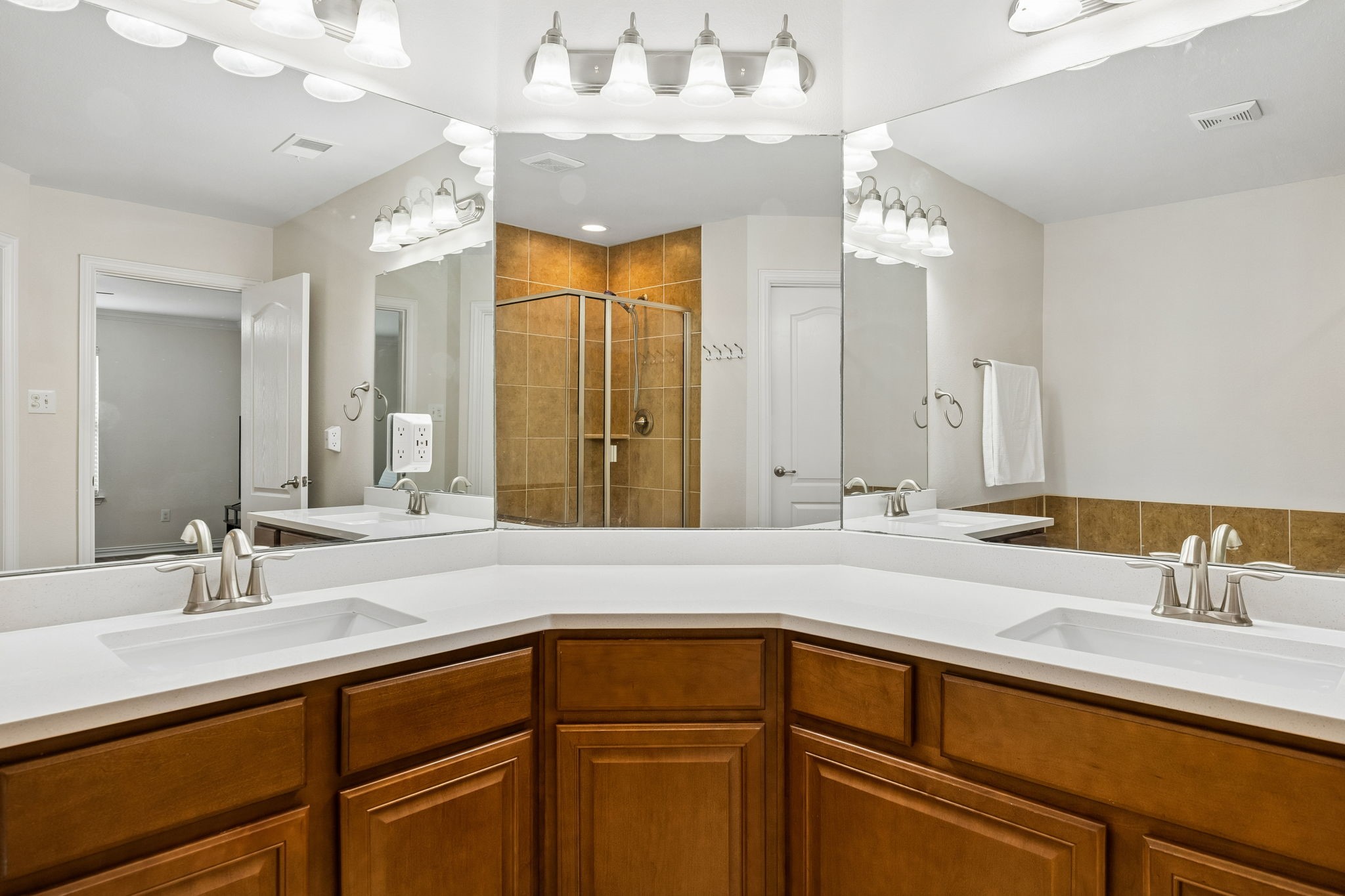 6816 Carrington Lane Fort Worth TX 76137