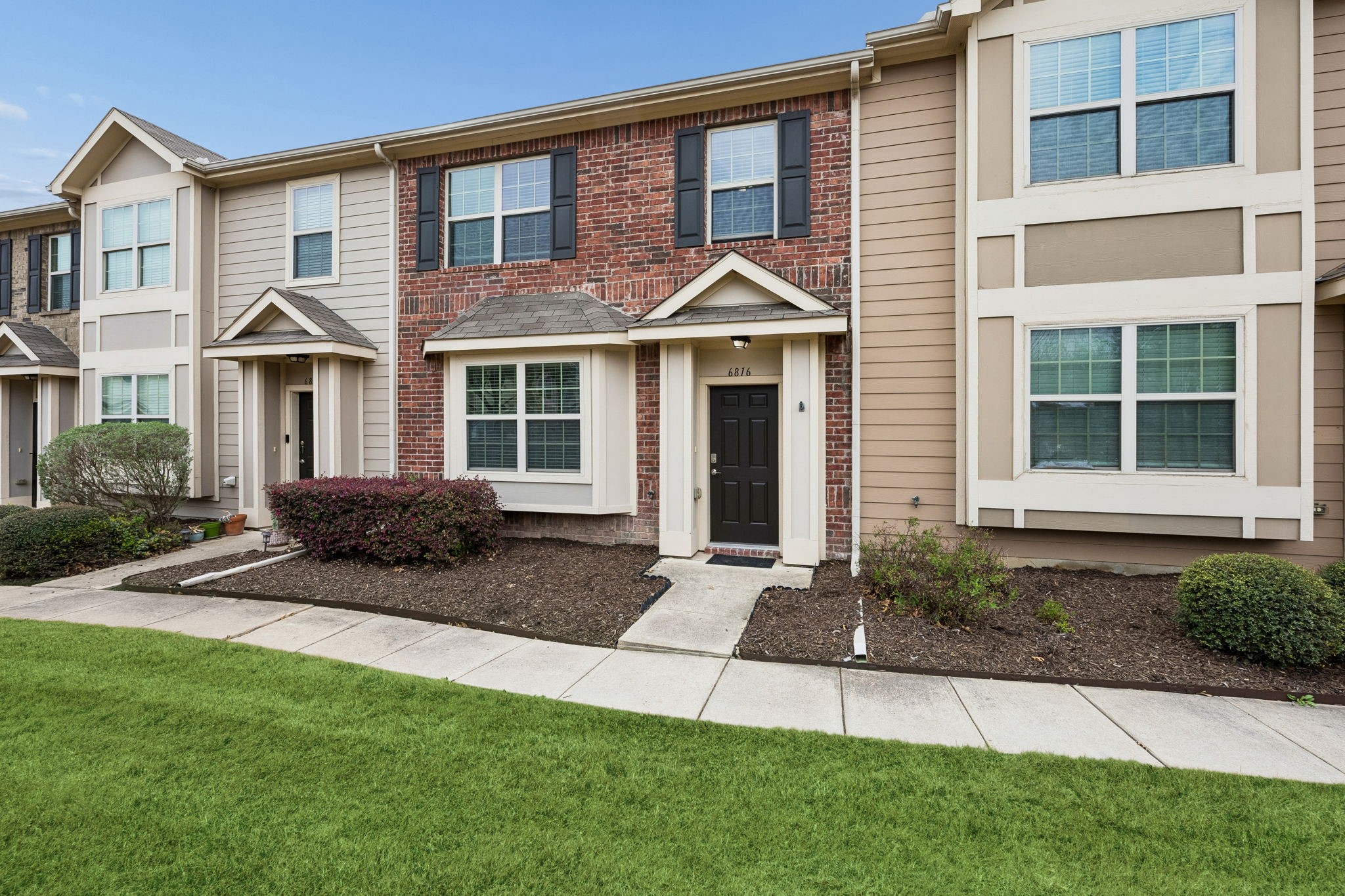 6816 Carrington Lane Fort Worth TX 76137
