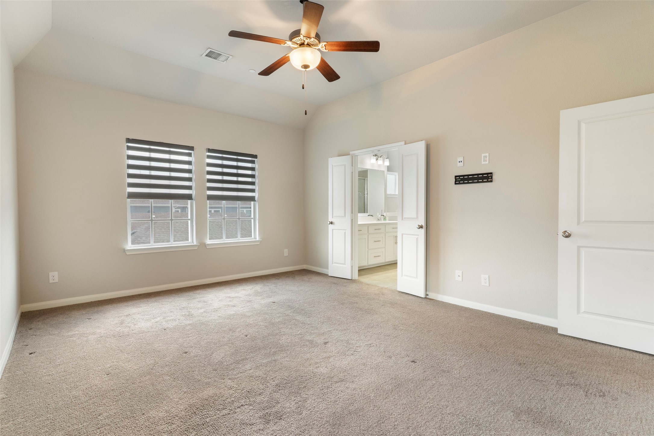 1036 Gardenia Street Carrollton TX 75007