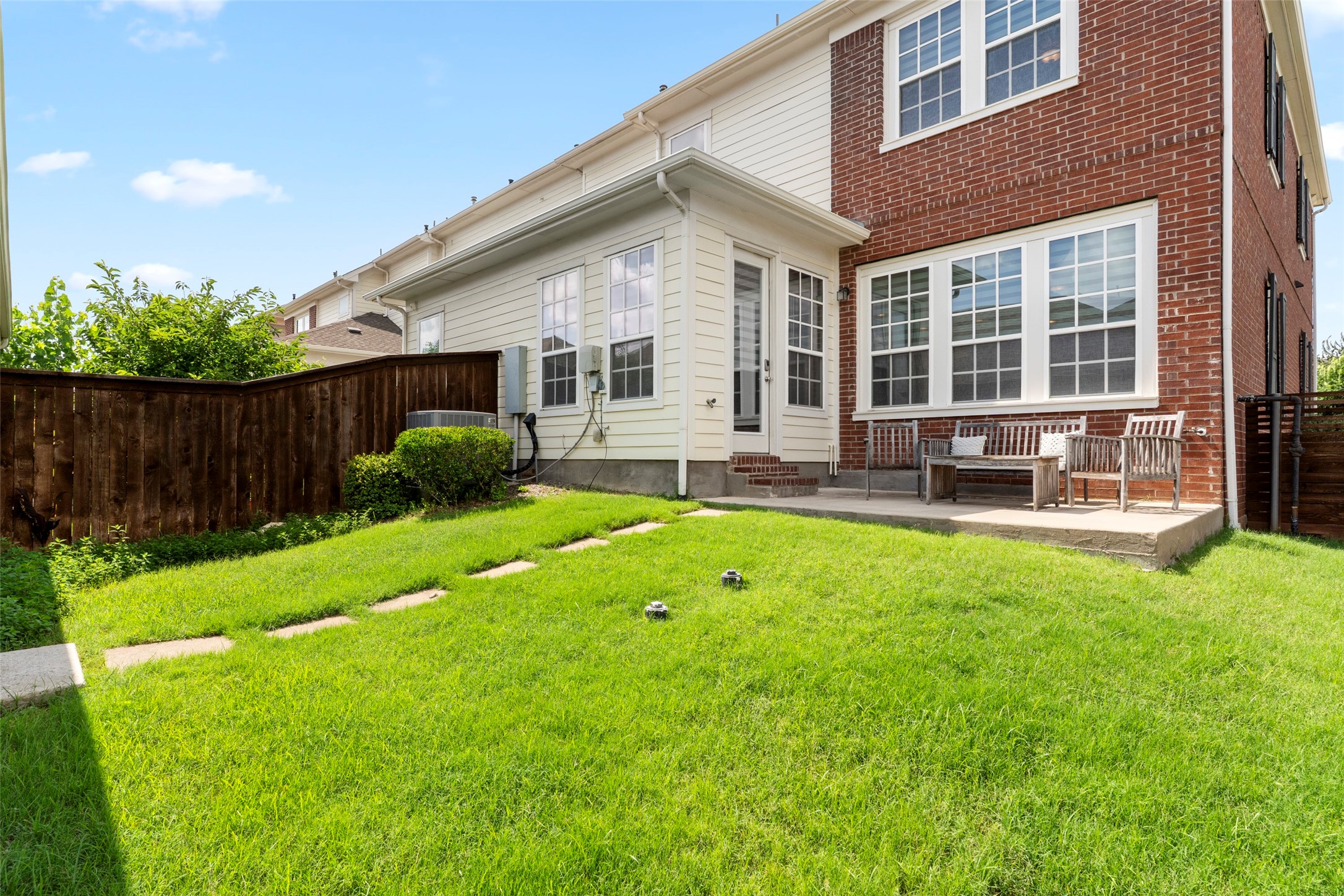 1036 Gardenia Street Carrollton TX 75007