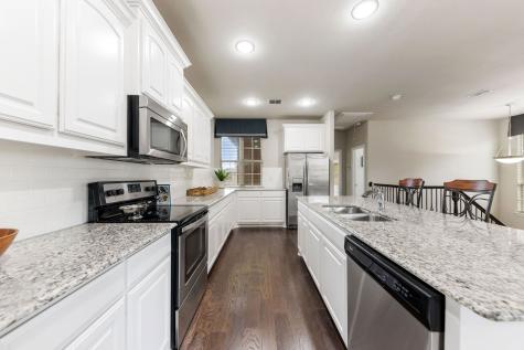 2630 Villa Di Lago Grand Prairie TX 75054