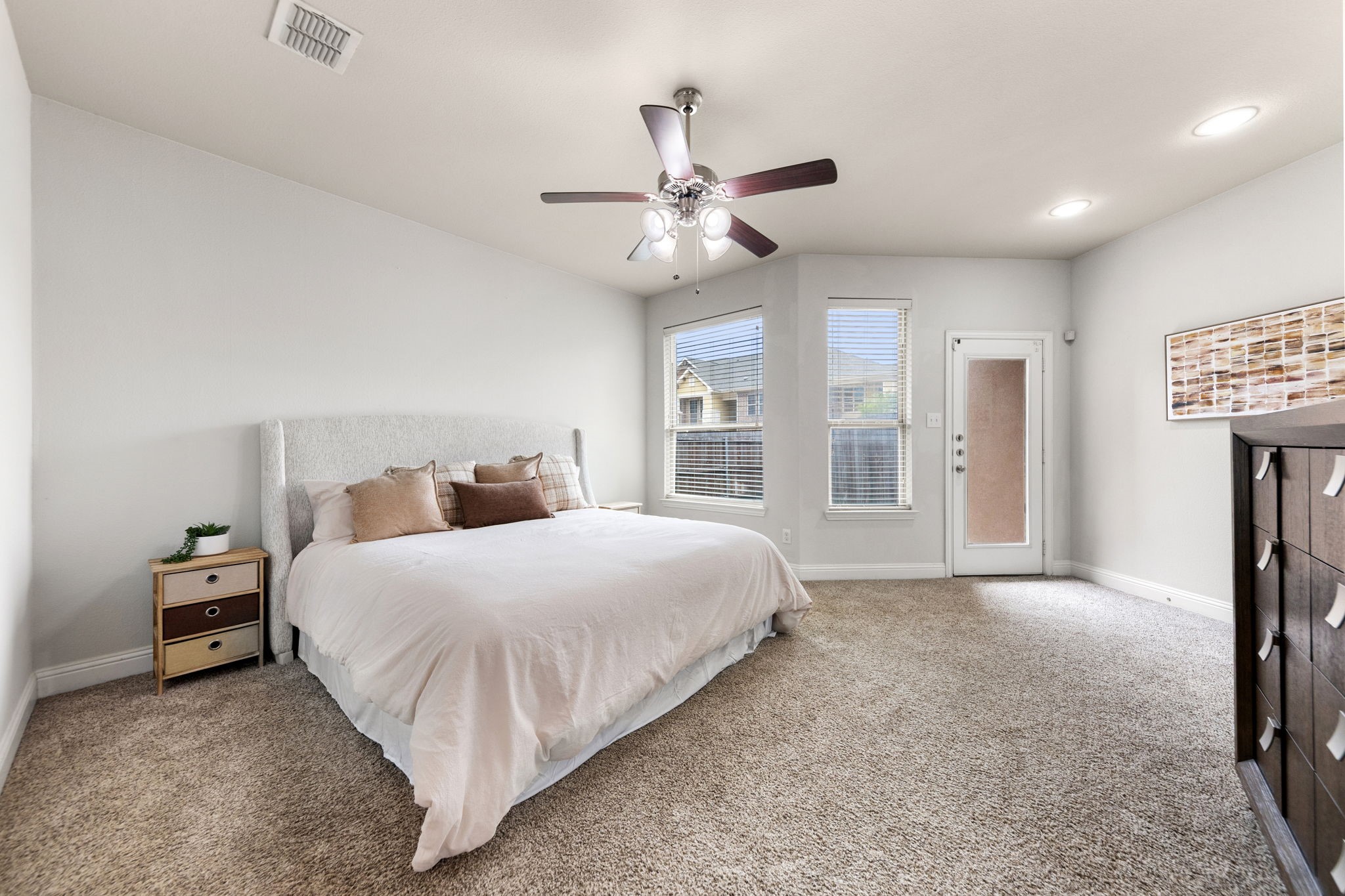 2630 Villa Di Lago Grand Prairie TX 75054