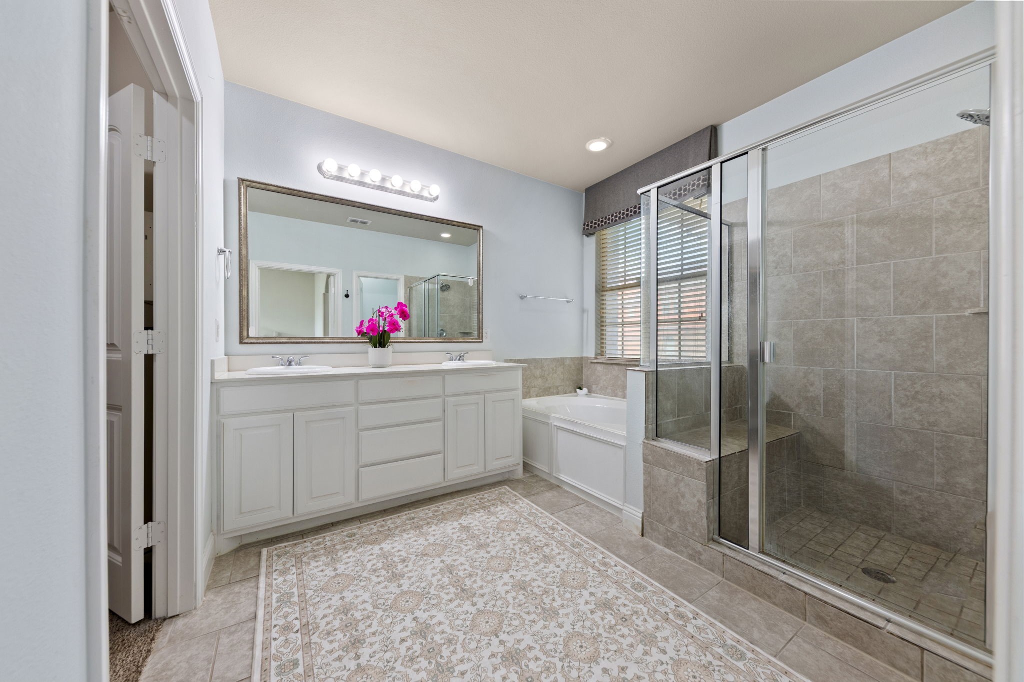 2630 Villa Di Lago Grand Prairie TX 75054