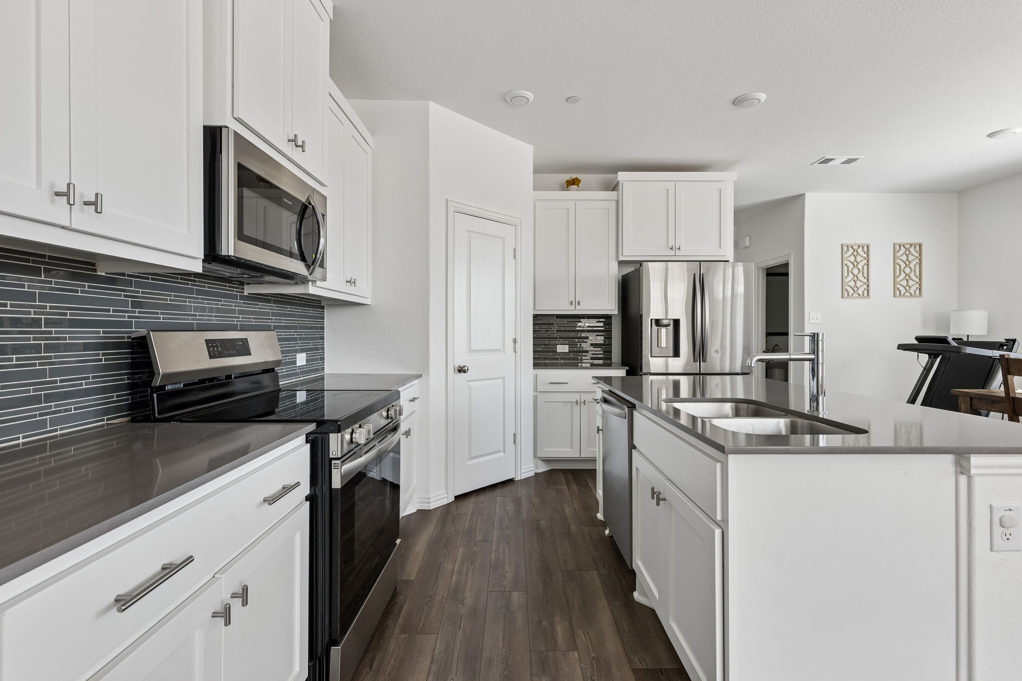 5123 Community Street Haltom City TX 76117