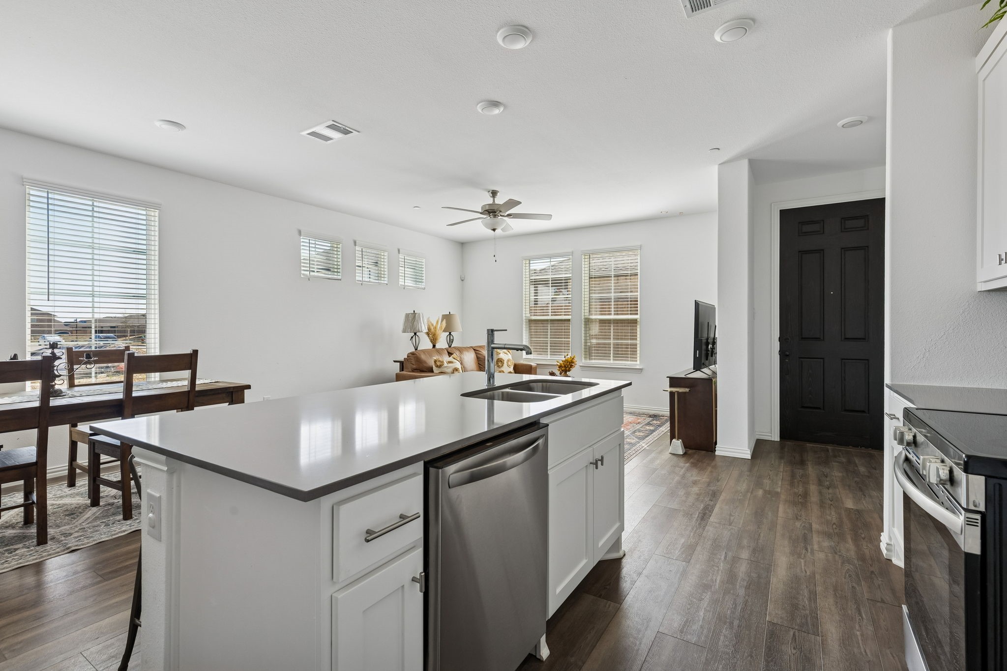 5123 Community Street Haltom City TX 76117