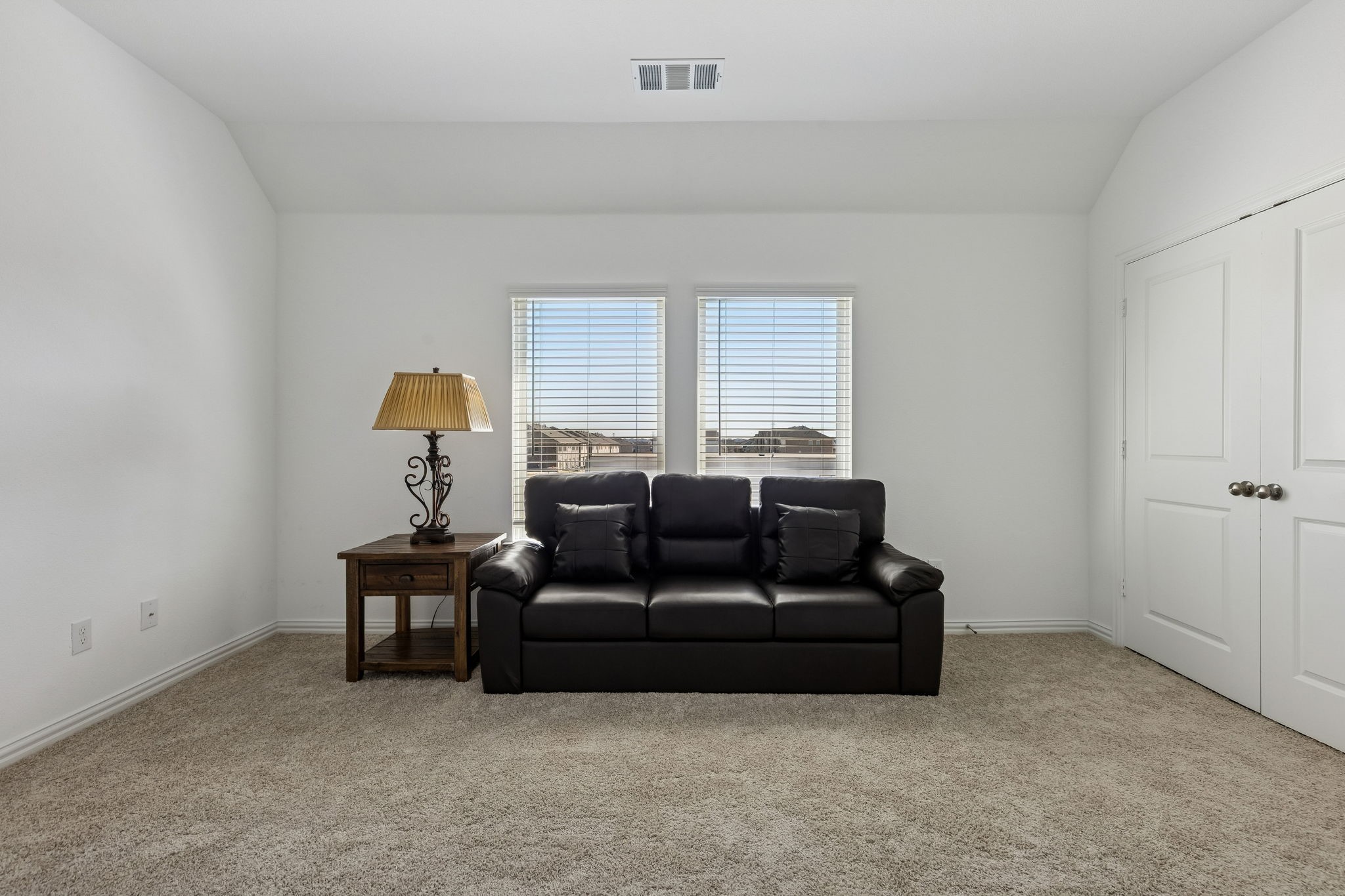 5123 Community Street Haltom City TX 76117