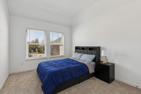 5123 Community Street Haltom City TX 76117