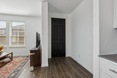 5123 Community Street Haltom City TX 76117