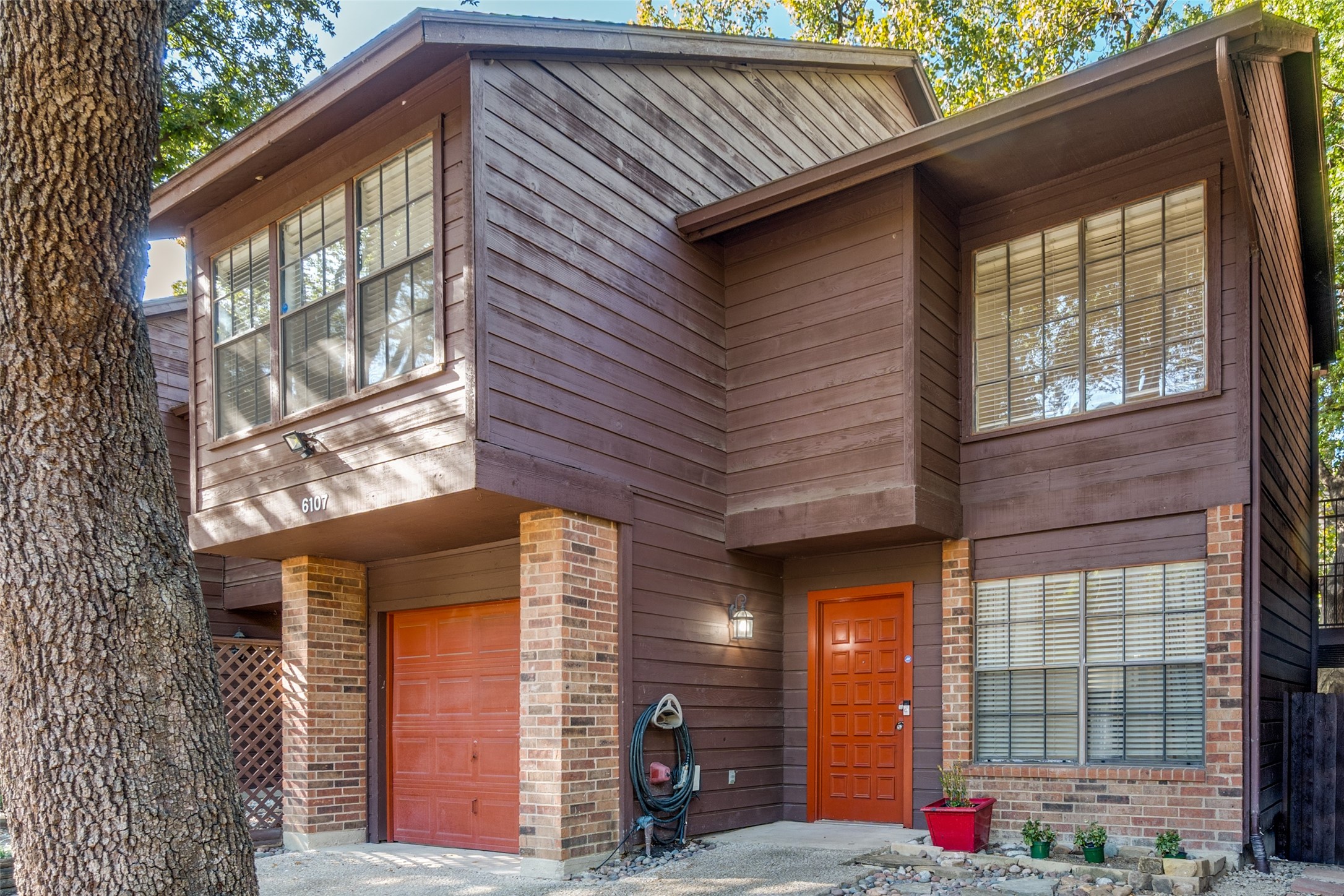 6107 Summer Creek Circle Dallas TX 75231