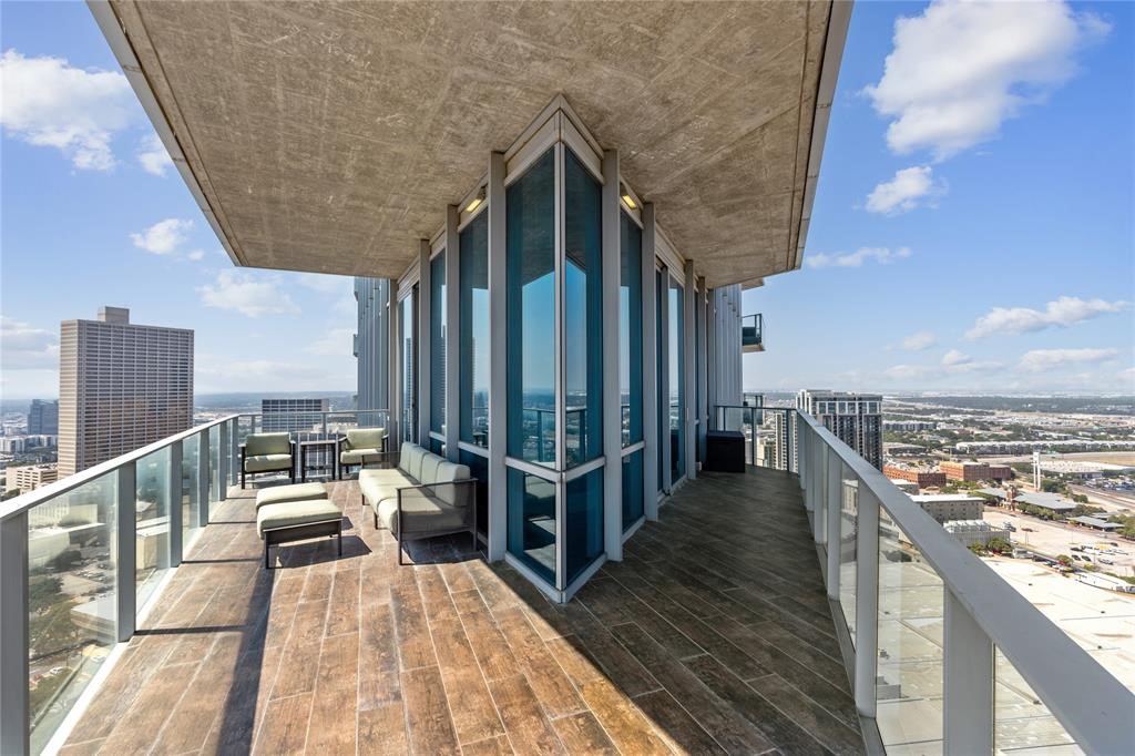 1301 Throckmorton Street Fort Worth TX 76102