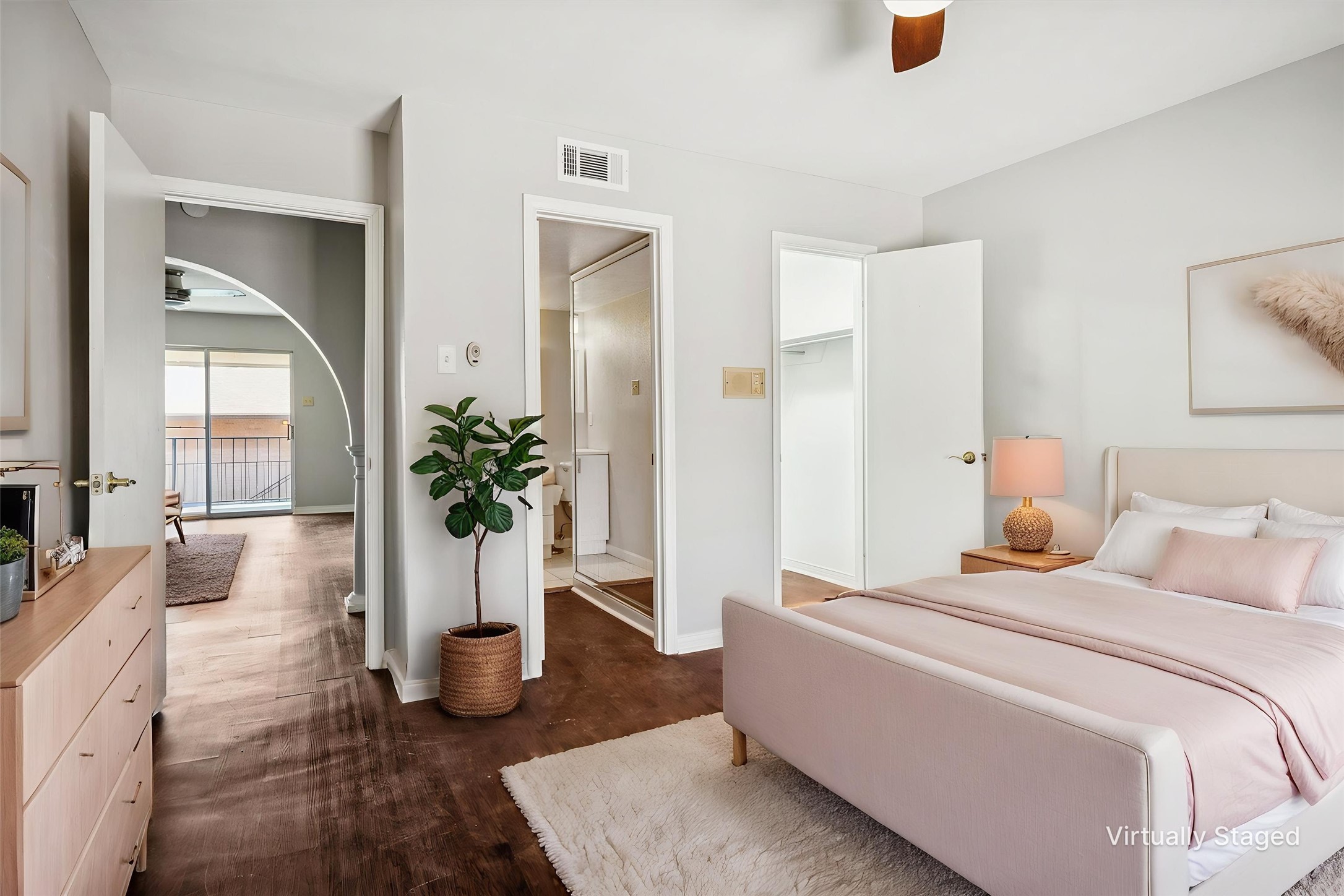 15926 Stillwood Street Dallas TX 75248
