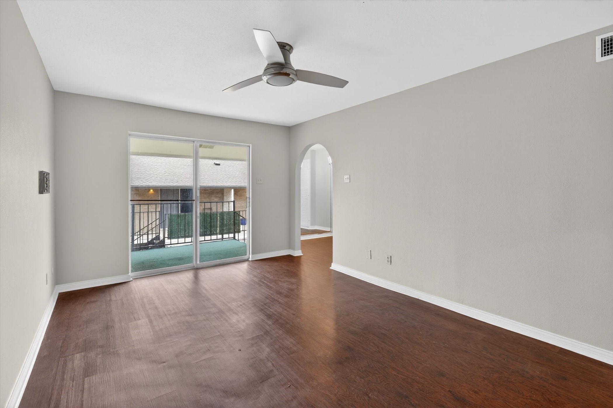 15926 Stillwood Street Dallas TX 75248
