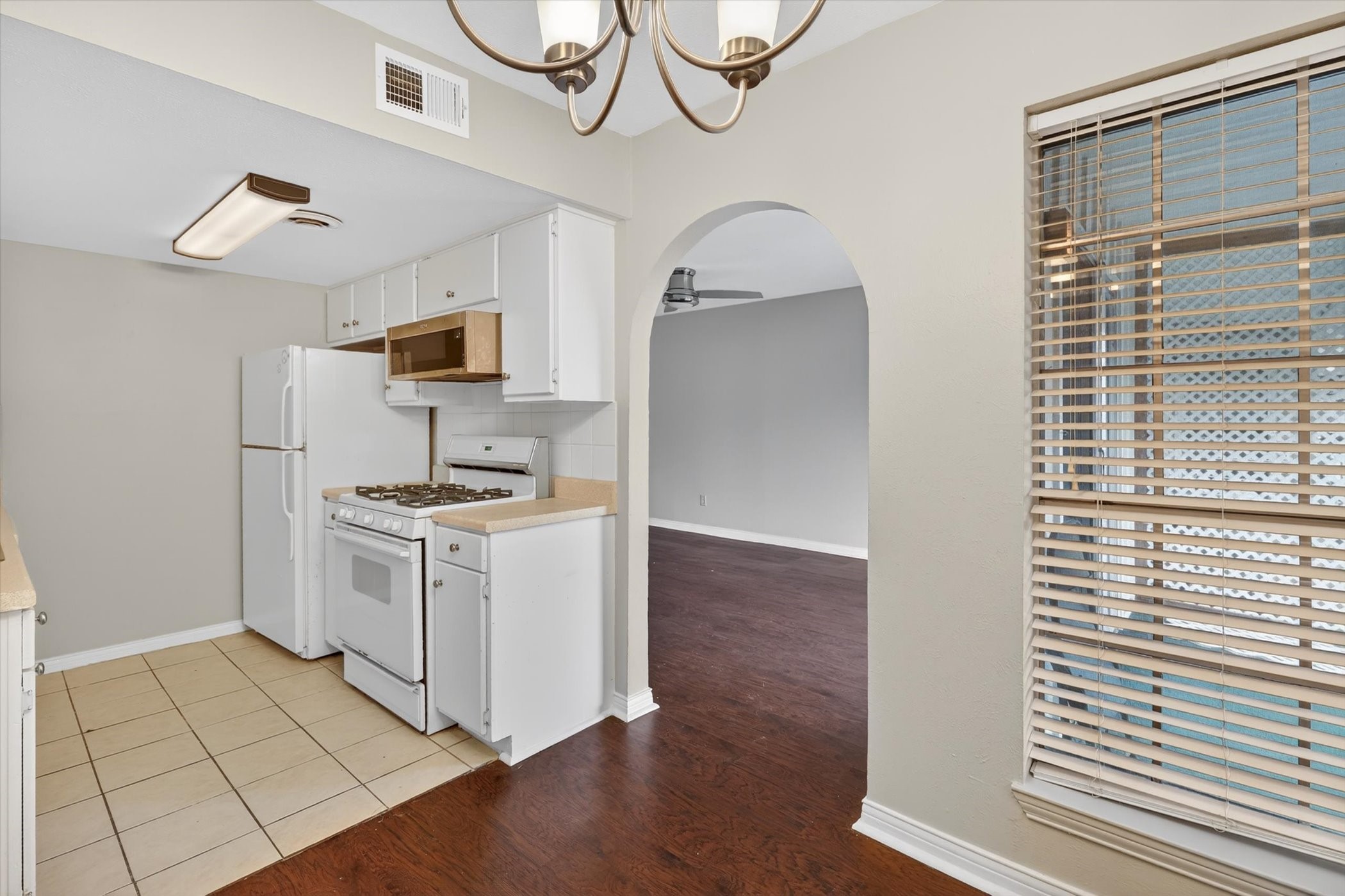 15926 Stillwood Street Dallas TX 75248