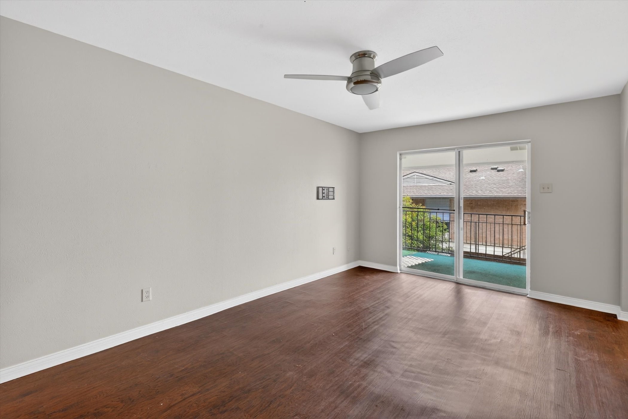 15926 Stillwood Street Dallas TX 75248