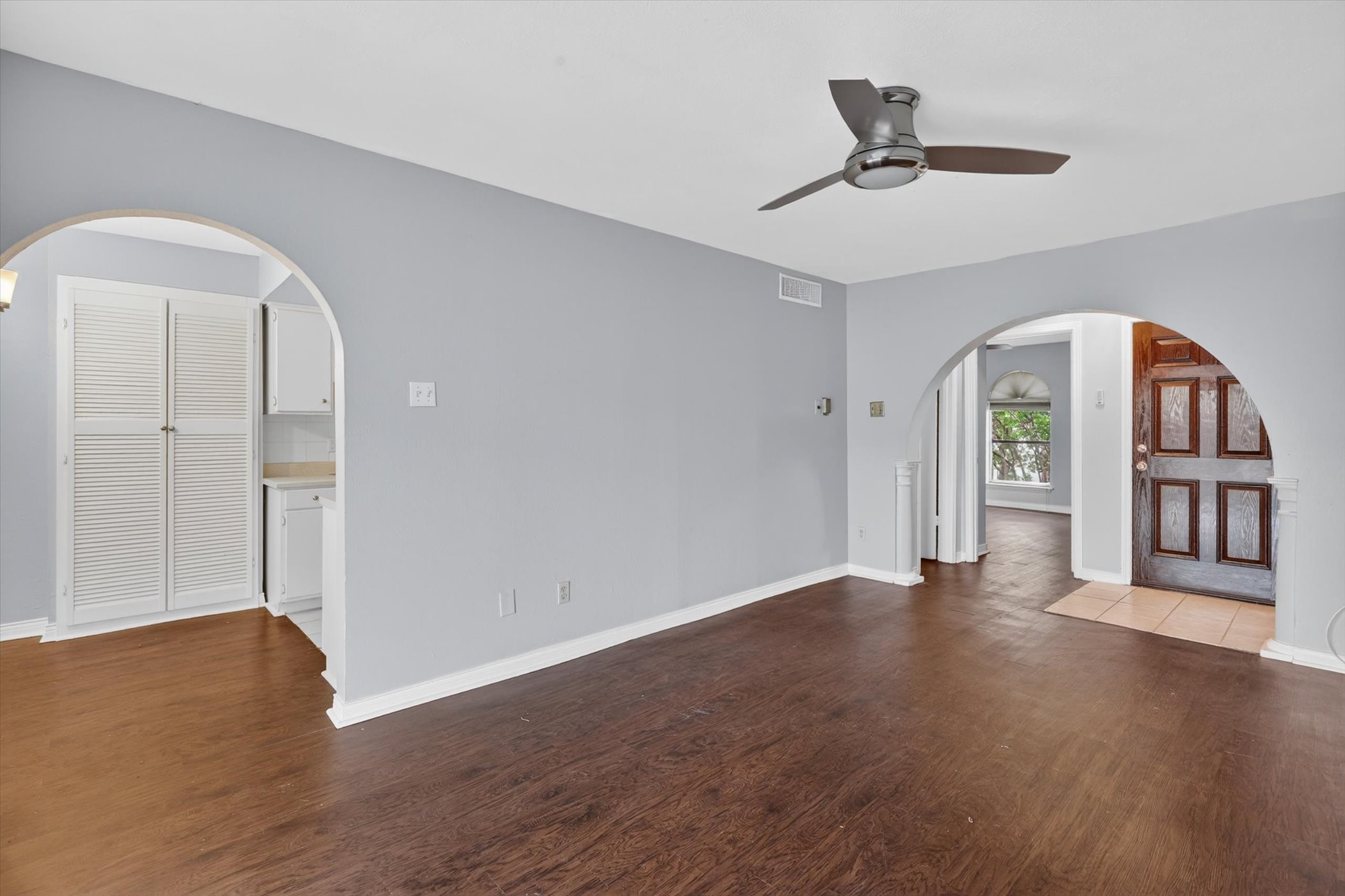 15926 Stillwood Street Dallas TX 75248