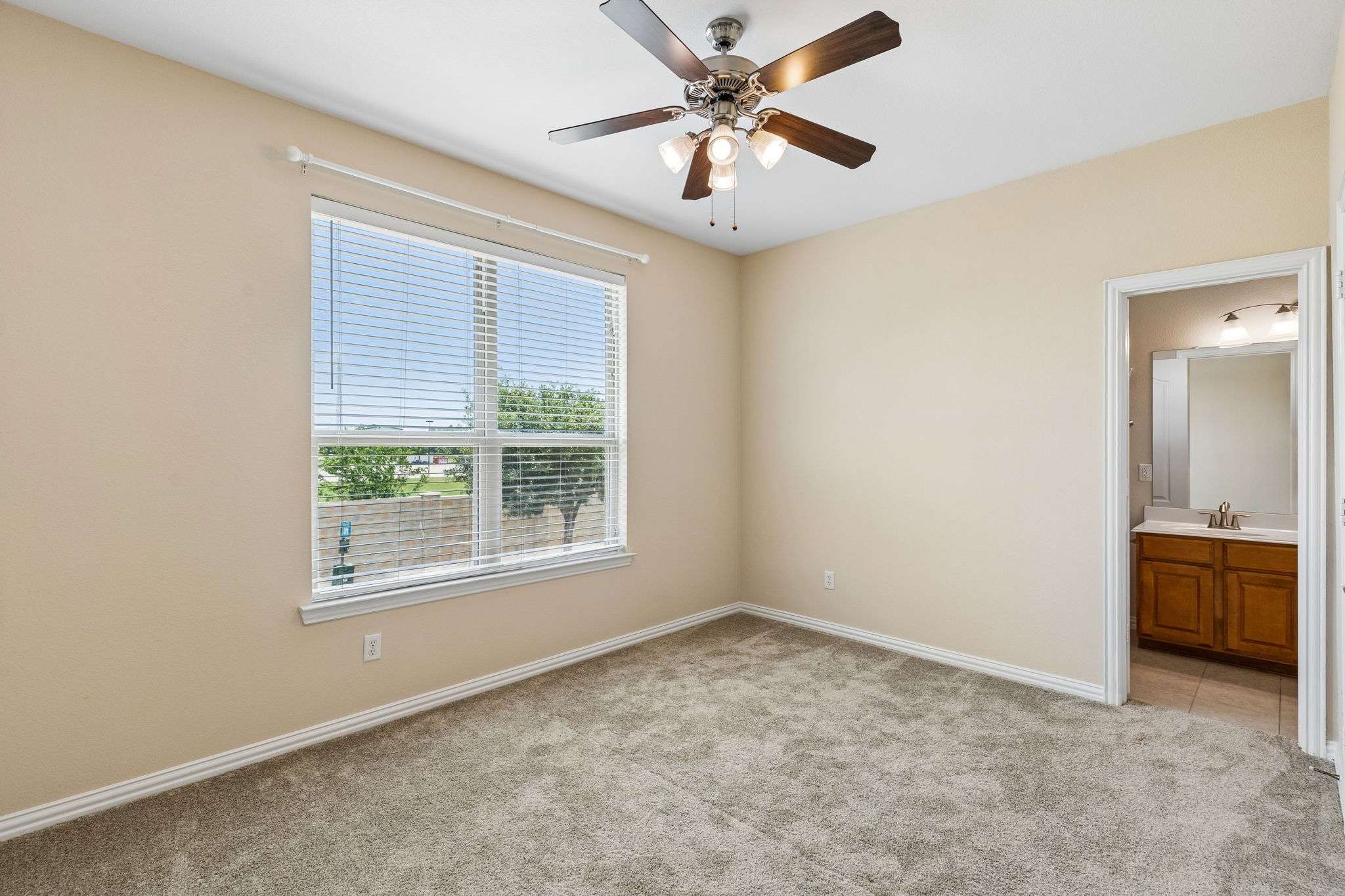8624 Iron Horse Drive Irving TX 75063
