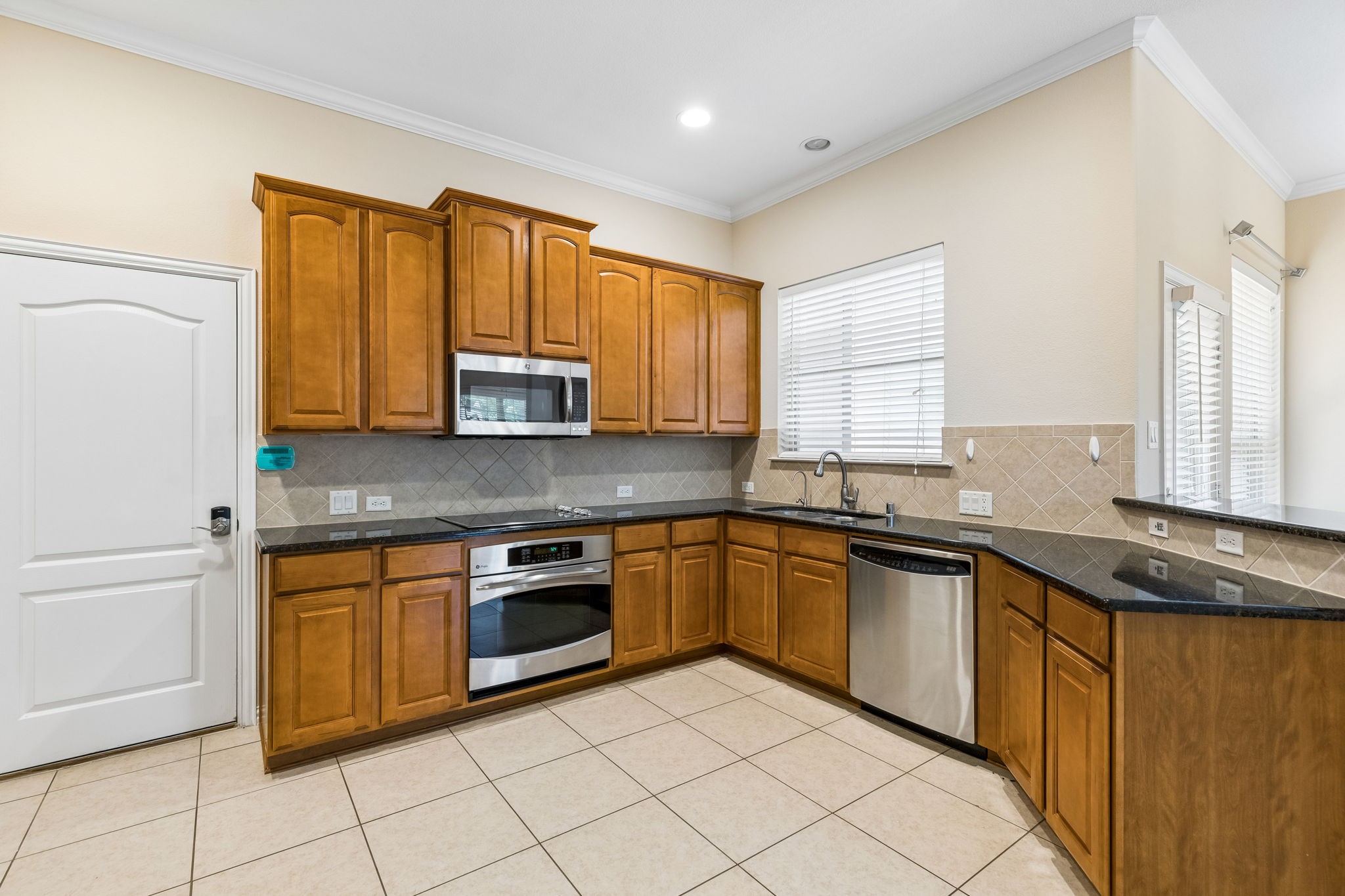 8624 Iron Horse Drive Irving TX 75063