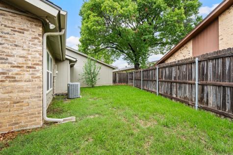 901 Shady Creek Lane Bedford TX 76021