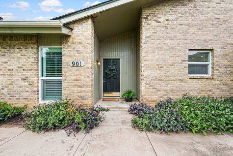 901 Shady Creek Lane Bedford TX 76021