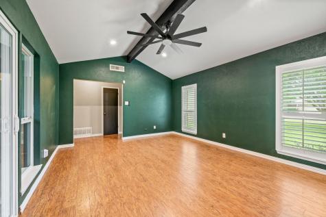 901 Shady Creek Lane Bedford TX 76021
