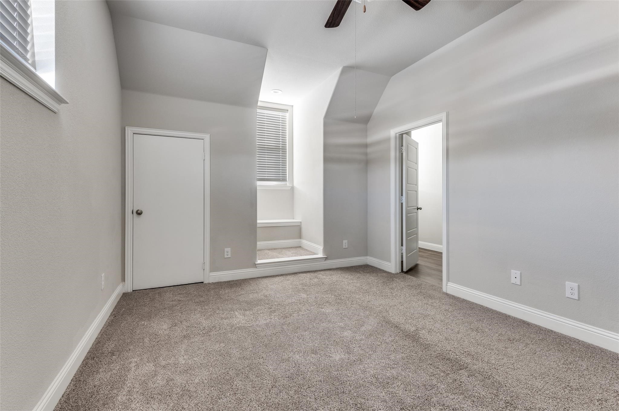 1900 Bel Air Drive Arlington TX 76010