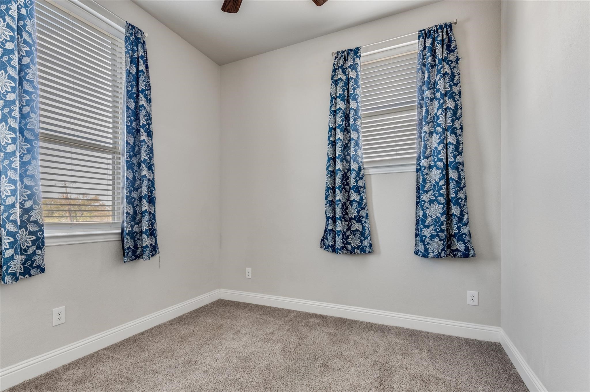 1900 Bel Air Drive Arlington TX 76010