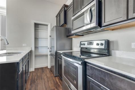 1900 Bel Air Drive Arlington TX 76010