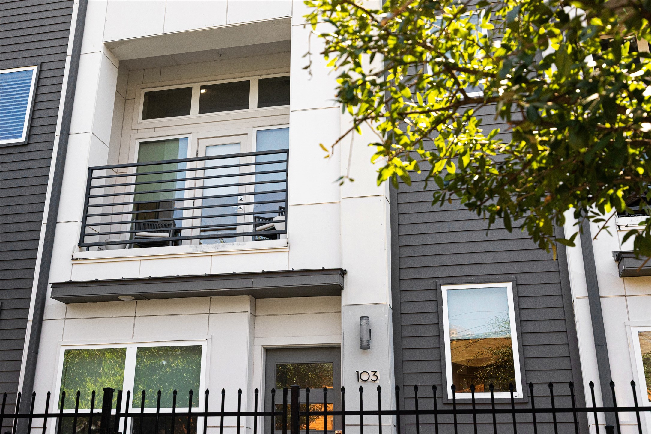 1727 Caddo Street Dallas TX 75204