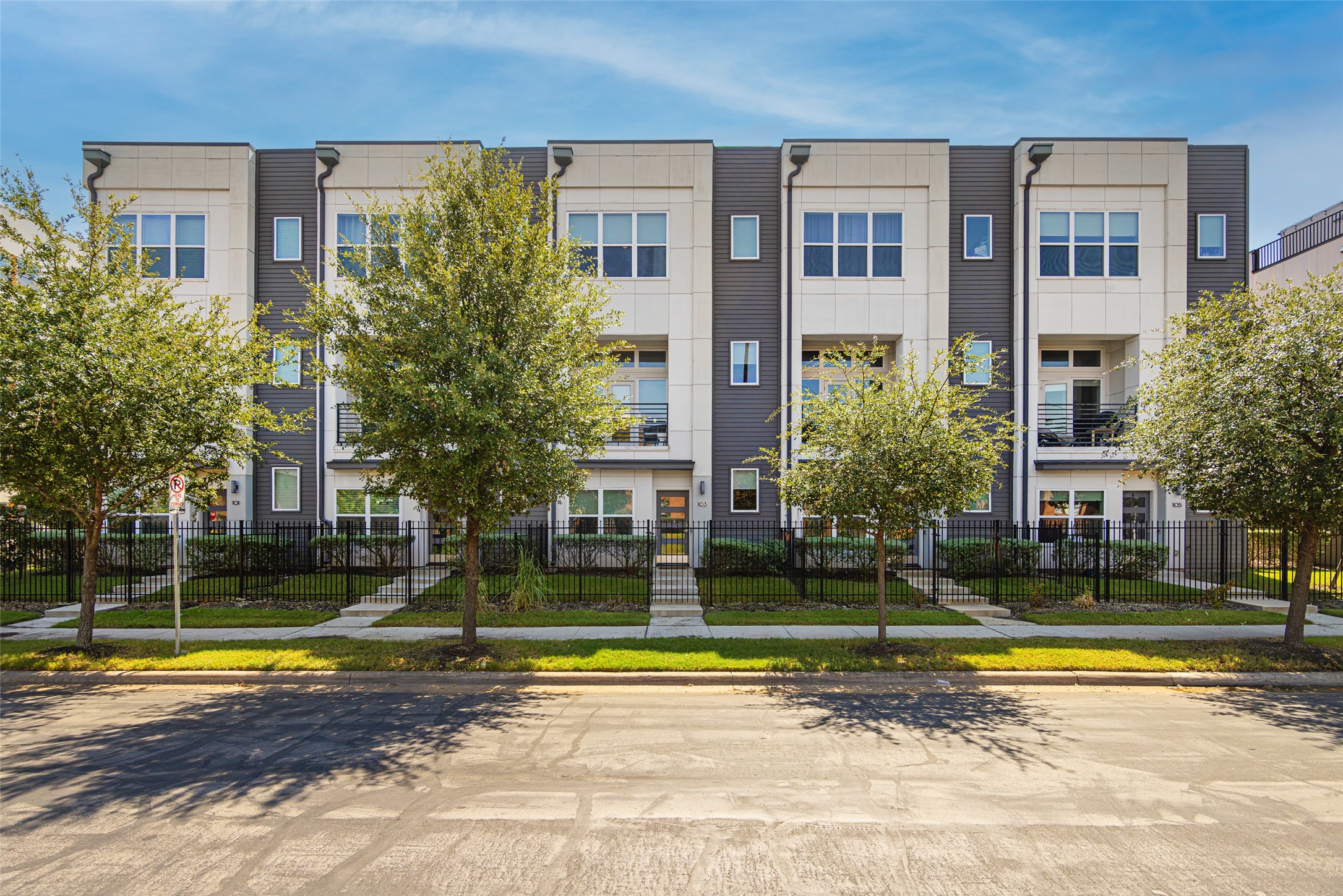 1727 Caddo Street Dallas TX 75204