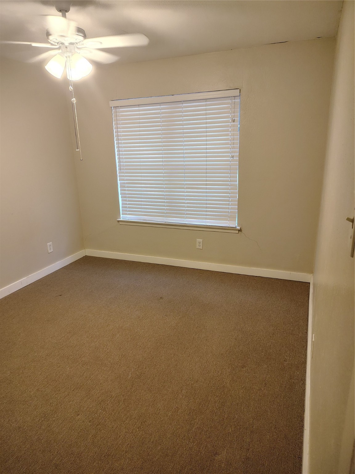 13849 Leinsper Green Street Dallas TX 75240