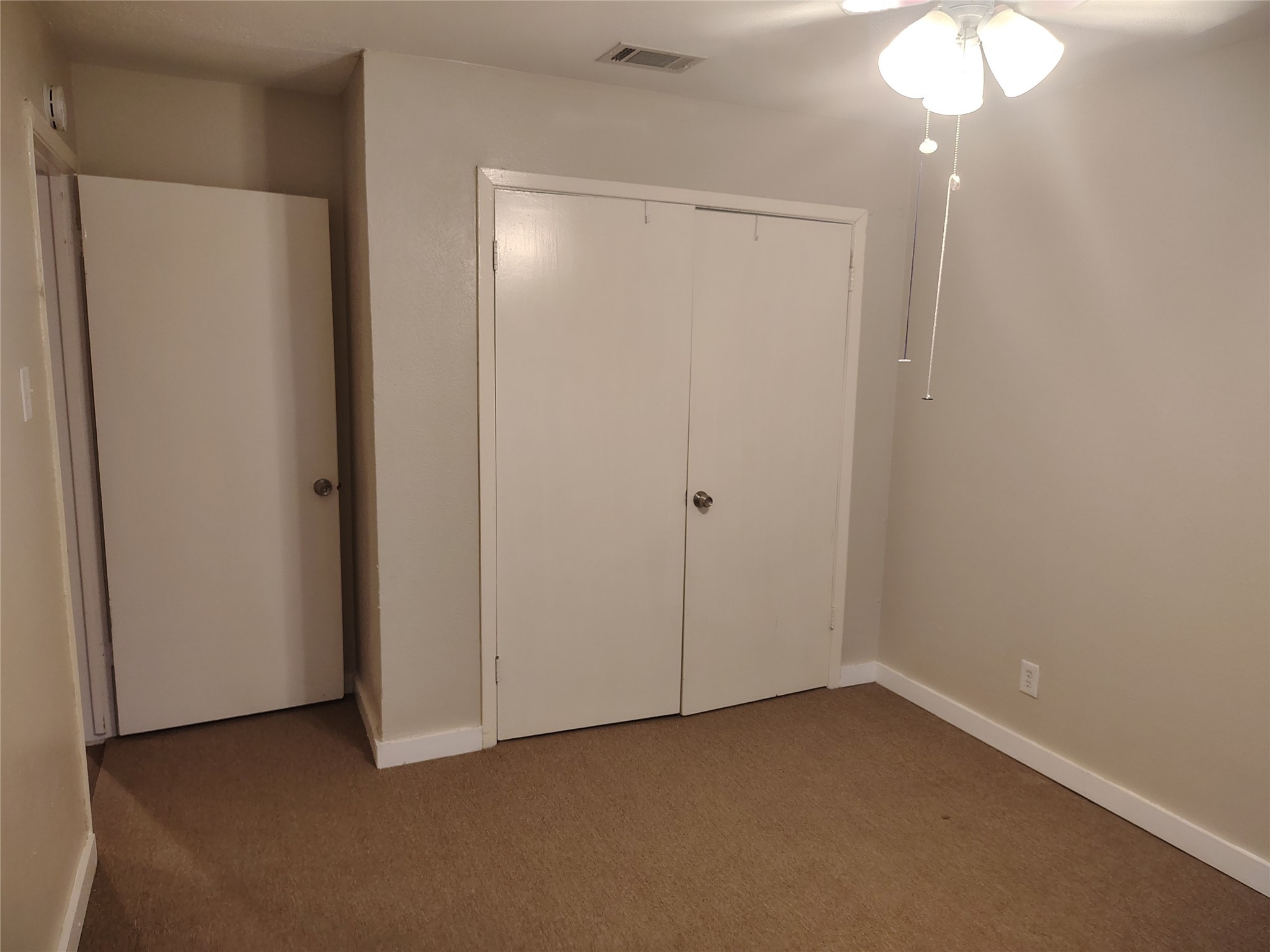 13849 Leinsper Green Street Dallas TX 75240