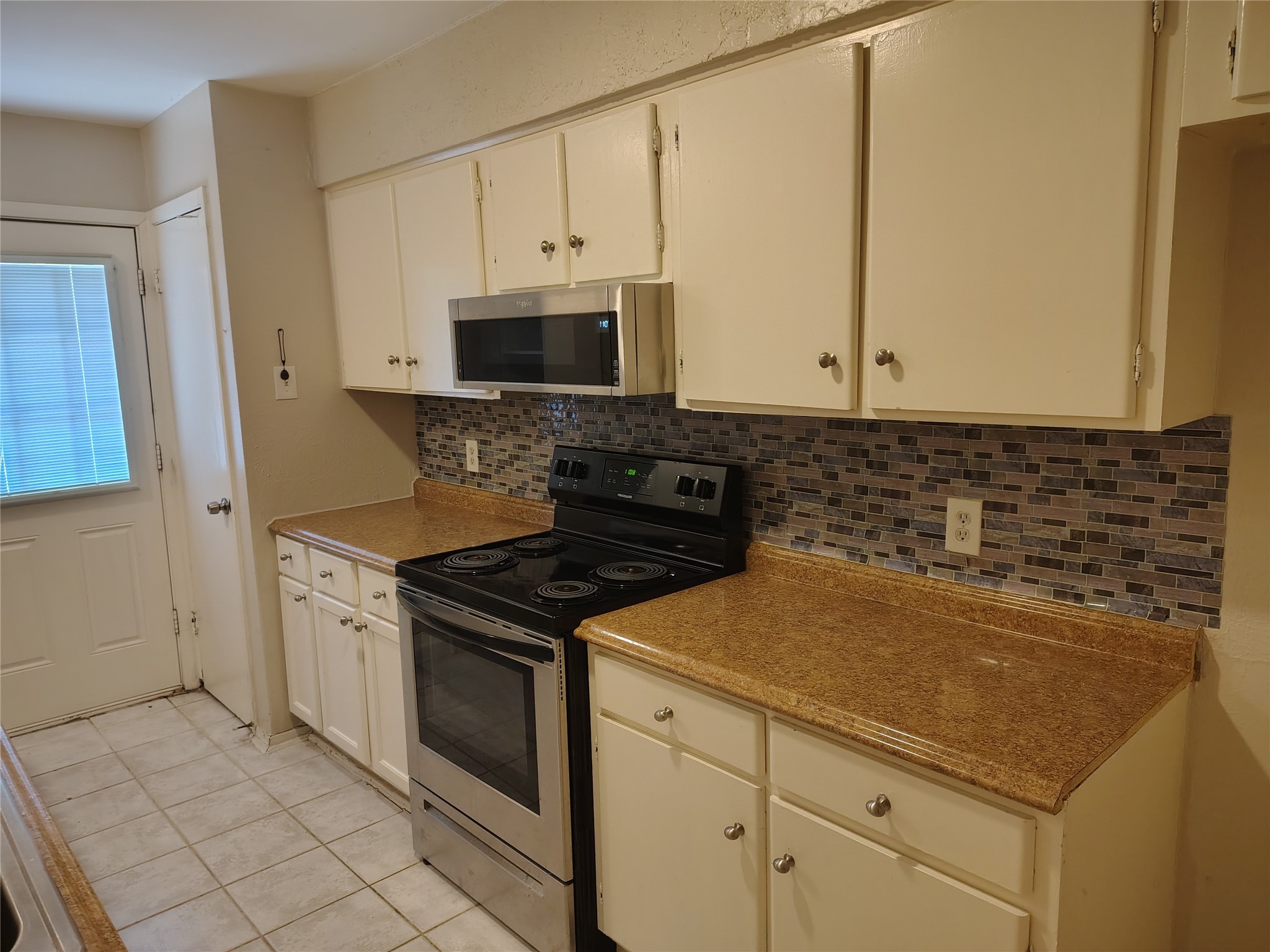 13849 Leinsper Green Street Dallas TX 75240
