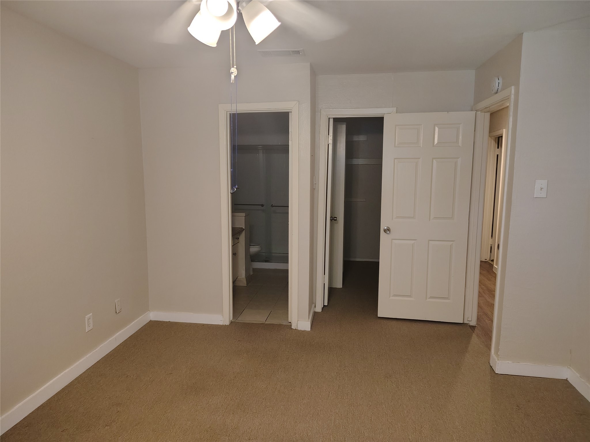 13849 Leinsper Green Street Dallas TX 75240