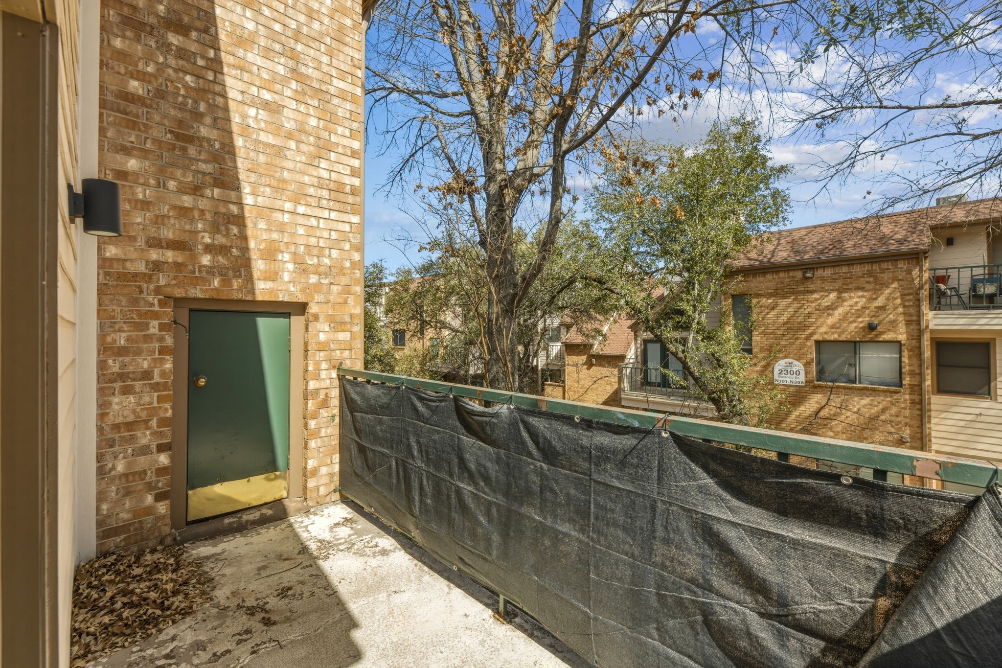 2301 Balsam Drive Arlington TX 76006