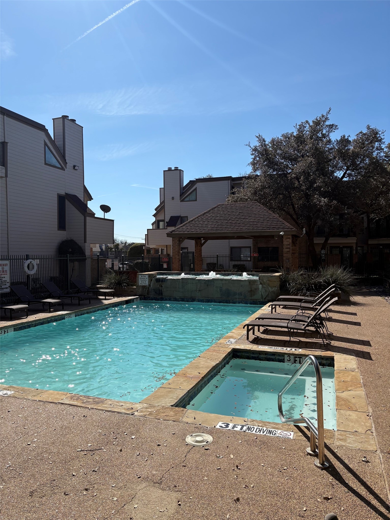 2301 Balsam Drive Arlington TX 76006