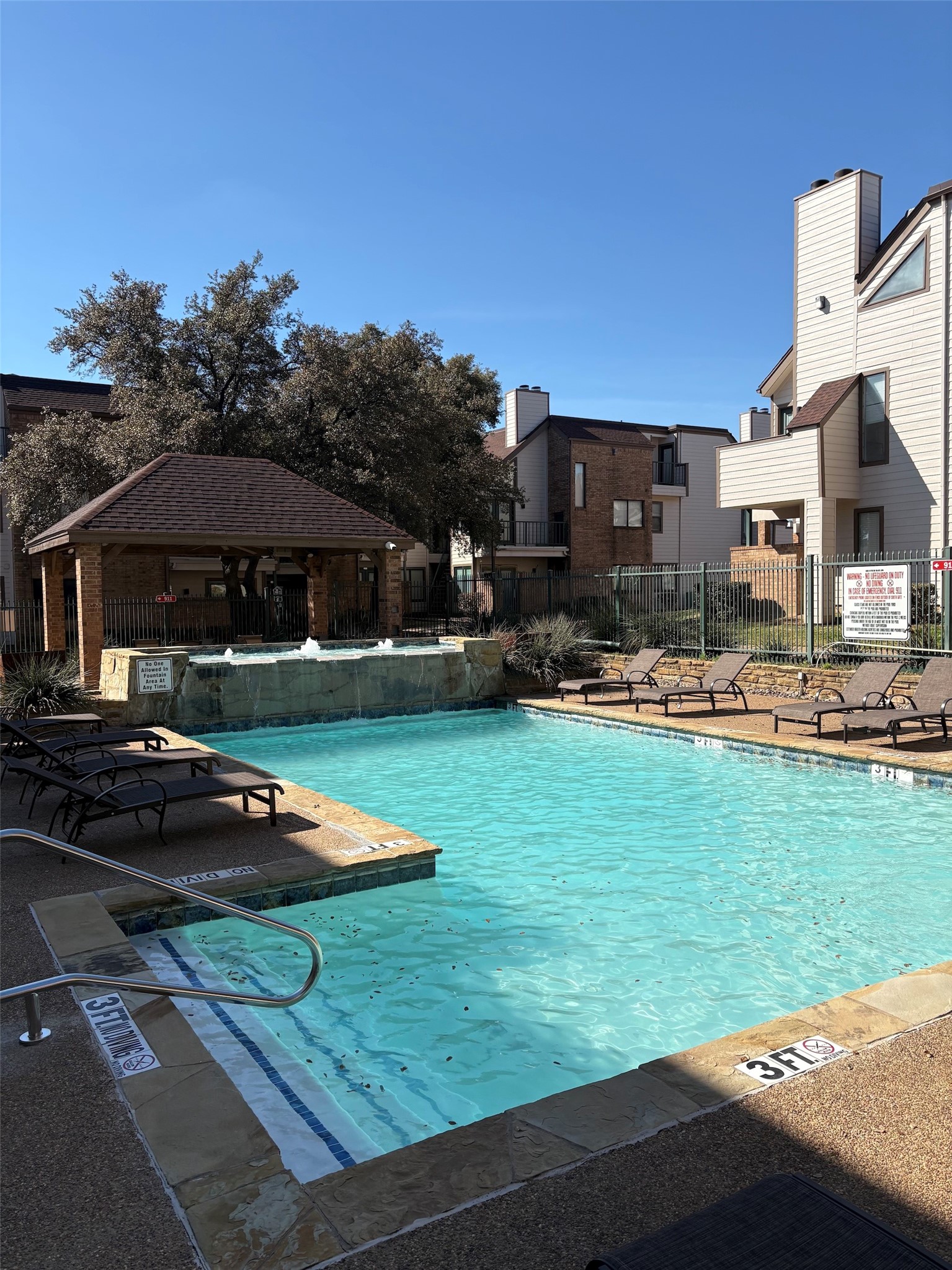 2301 Balsam Drive Arlington TX 76006
