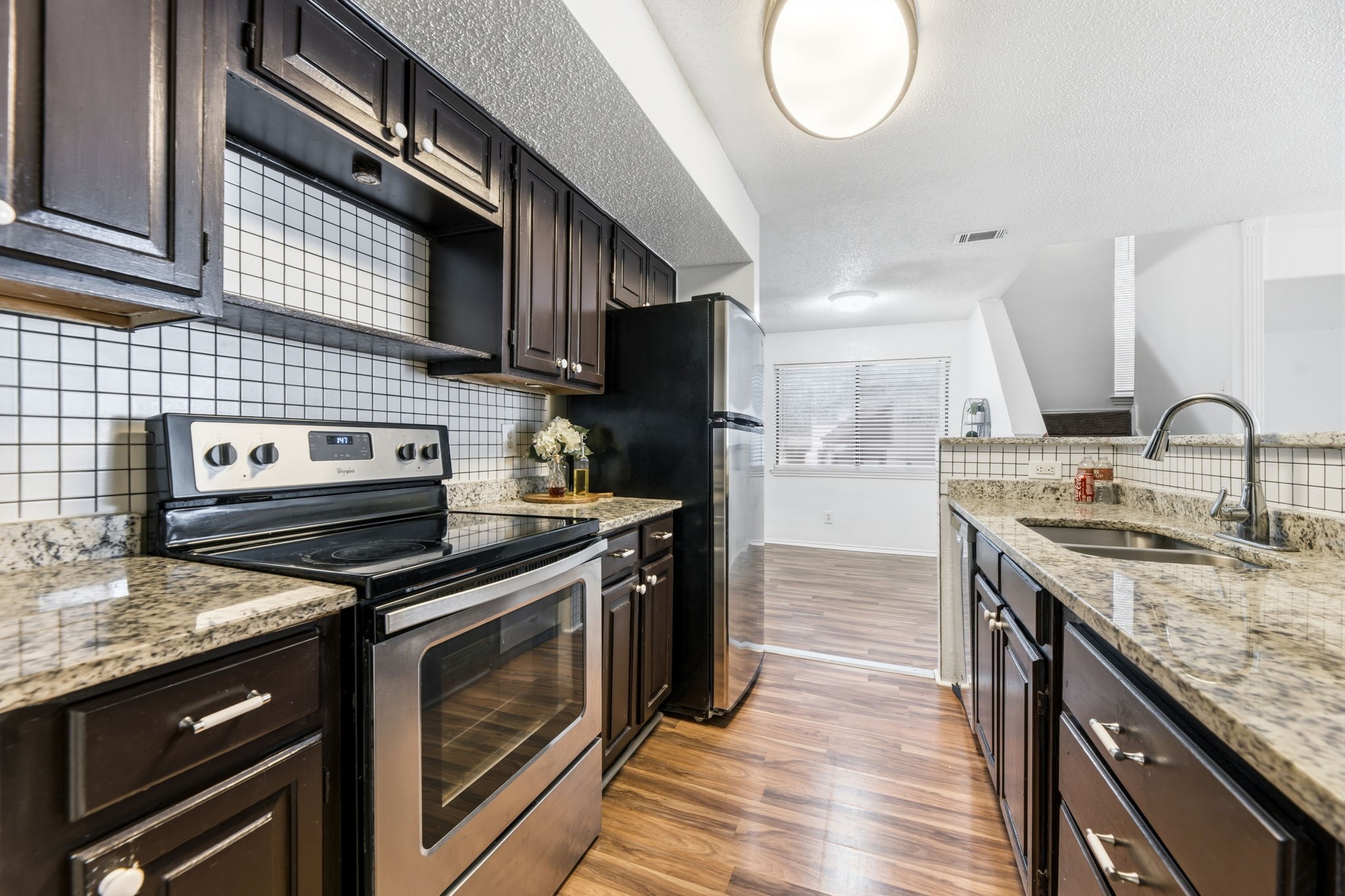 2301 Balsam Drive Arlington TX 76006