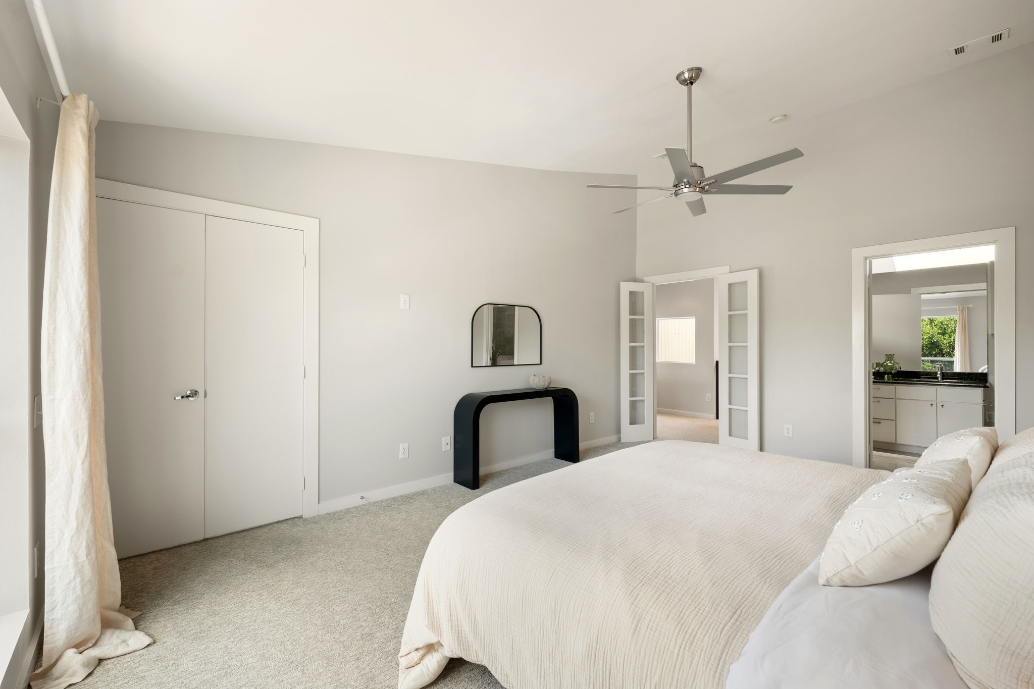 4213 Dickason Avenue Dallas TX 75219