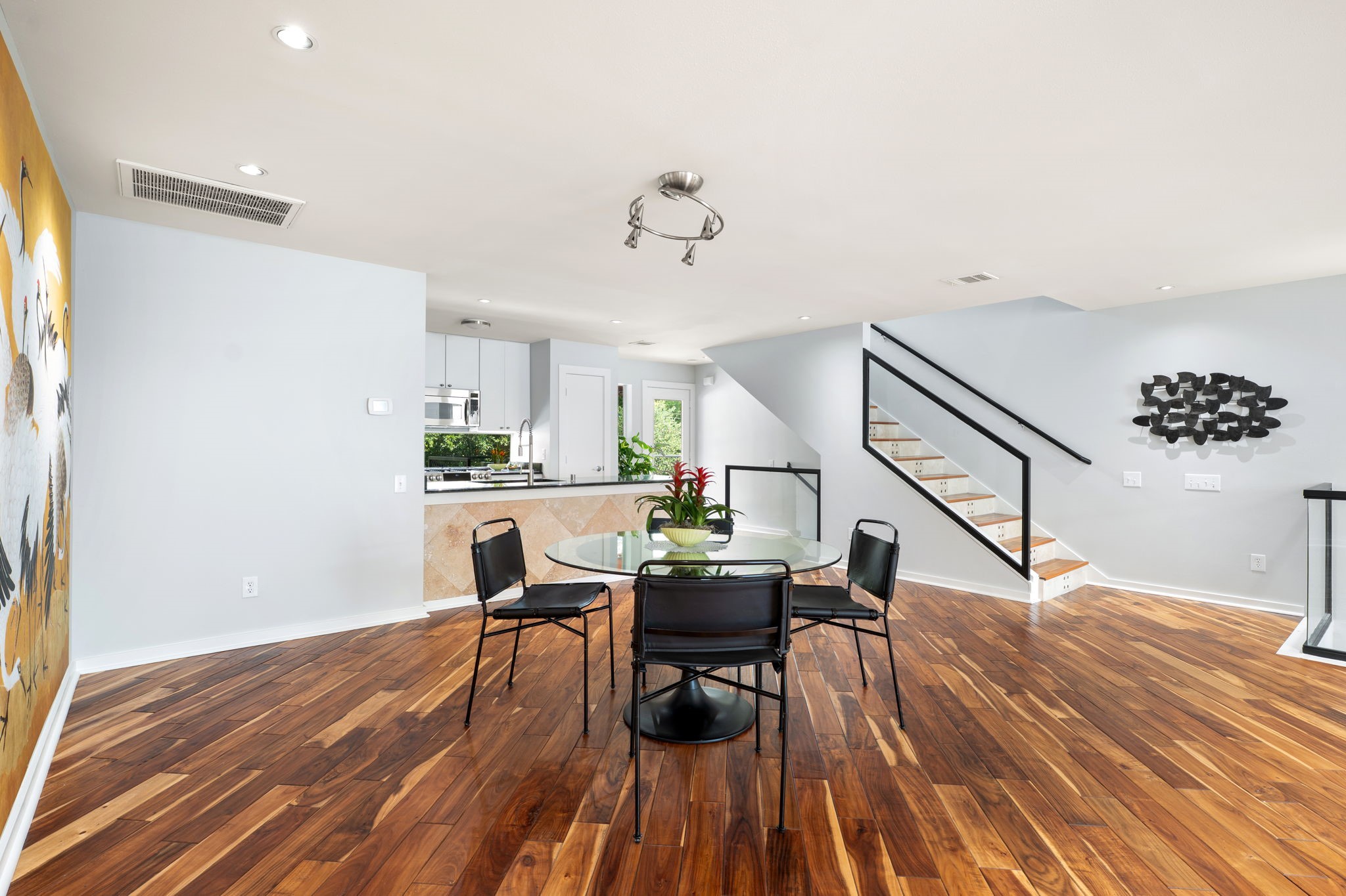 4213 Dickason Avenue Dallas TX 75219