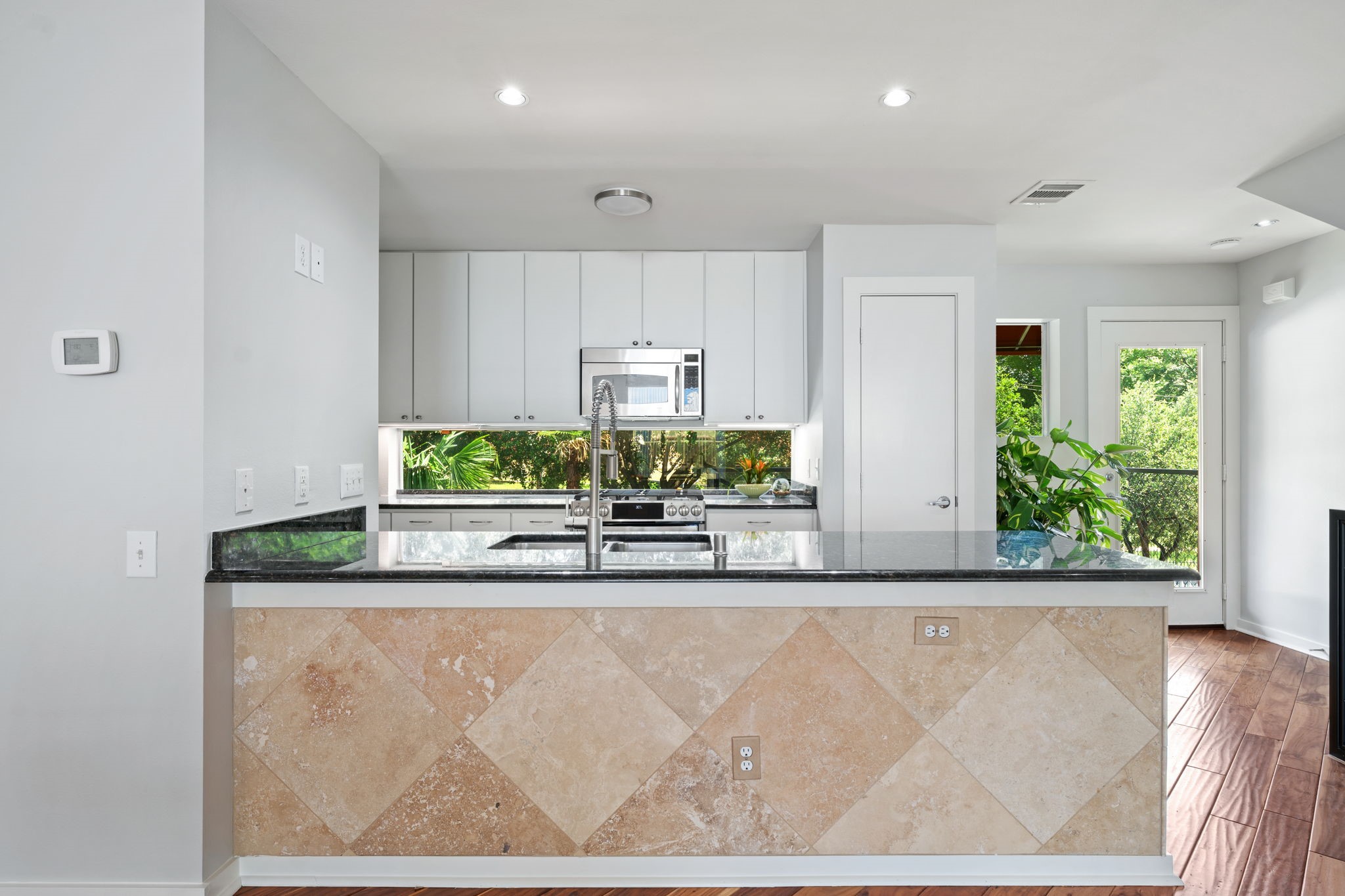 4213 Dickason Avenue Dallas TX 75219