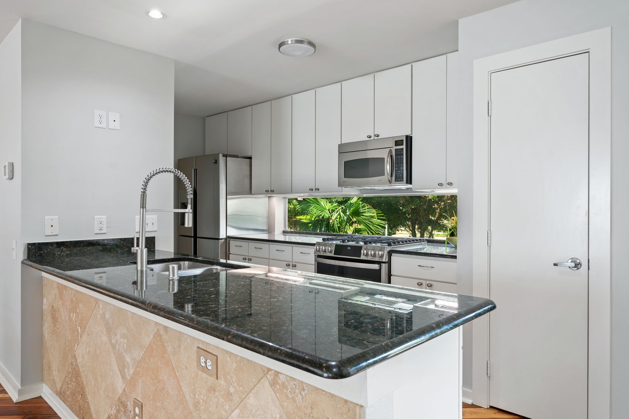 4213 Dickason Avenue Dallas TX 75219