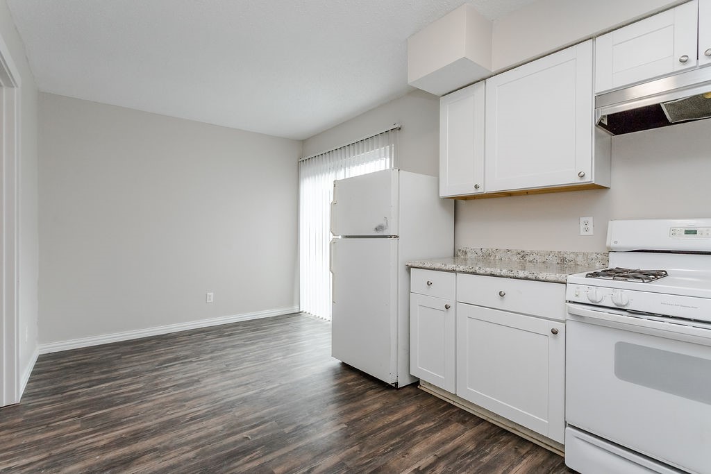 9808 Valley Meadow Place Dallas TX 75220