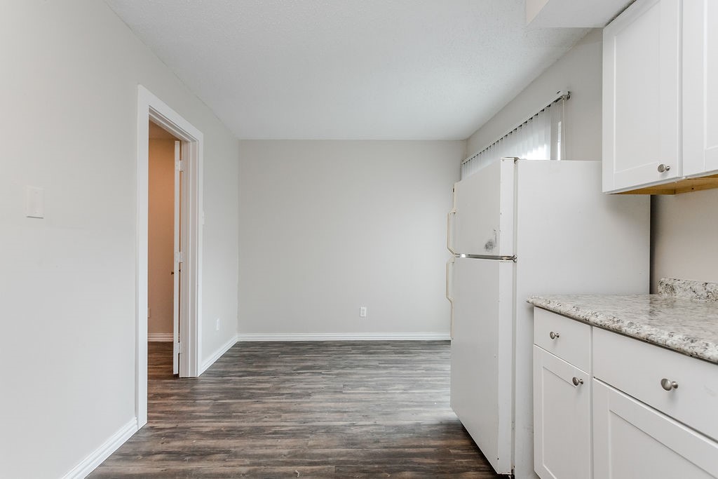 9808 Valley Meadow Place Dallas TX 75220