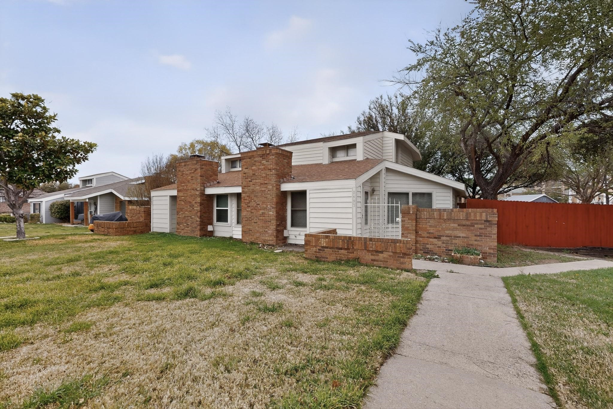 2407 Mustang Court Lewisville TX 75067