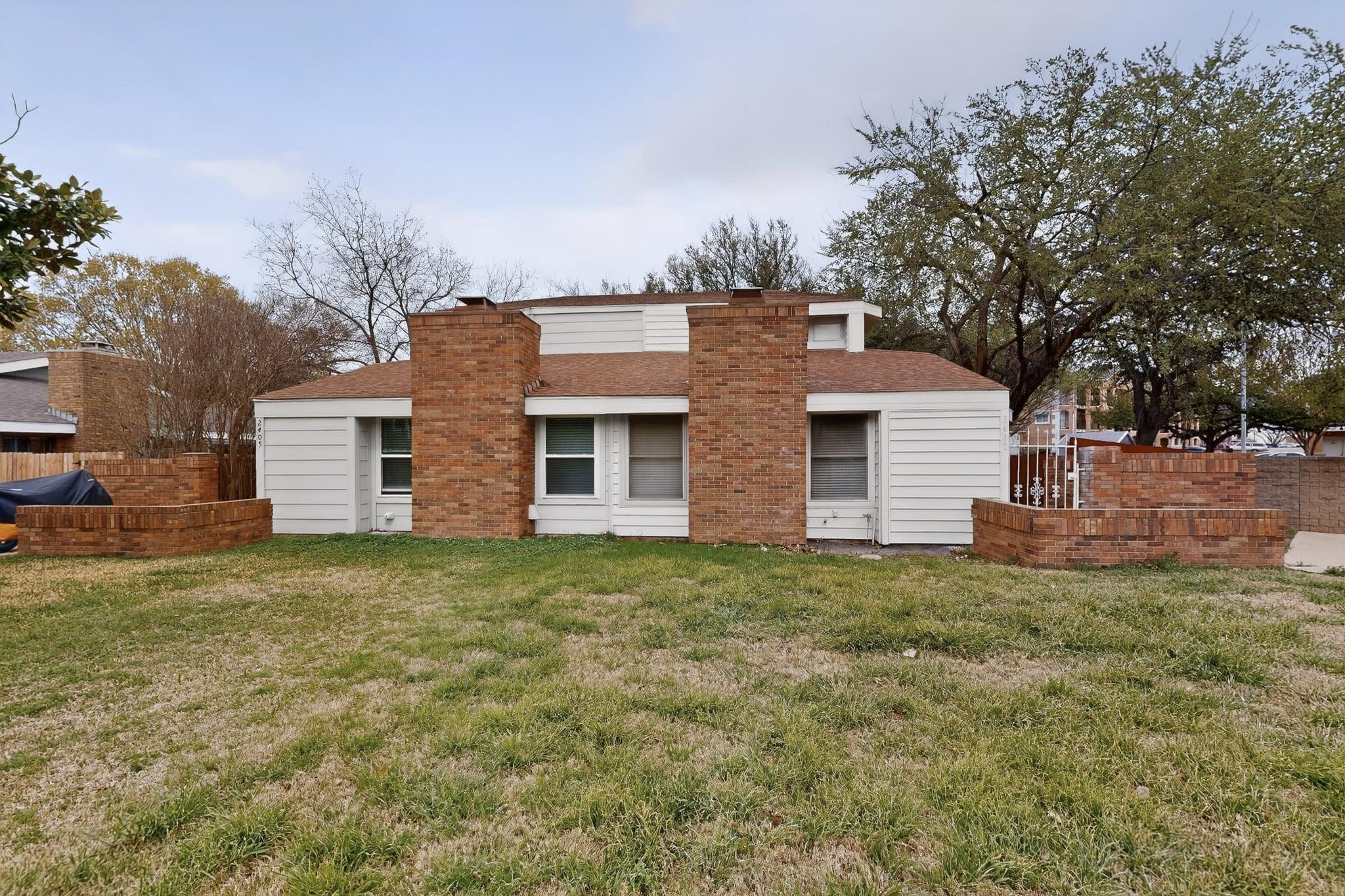 2407 Mustang Court Lewisville TX 75067